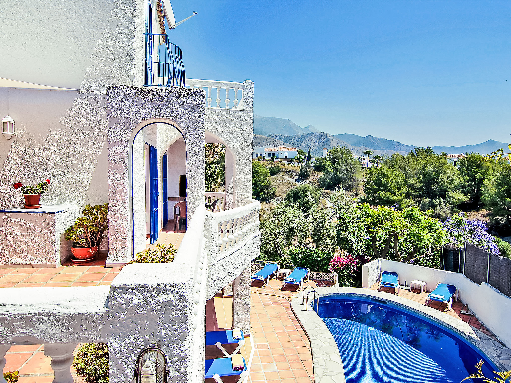 Villa Burriana Nerja: Stunning 5-Bedroom Mediterranean Villa with Private Pool and Mountain Views