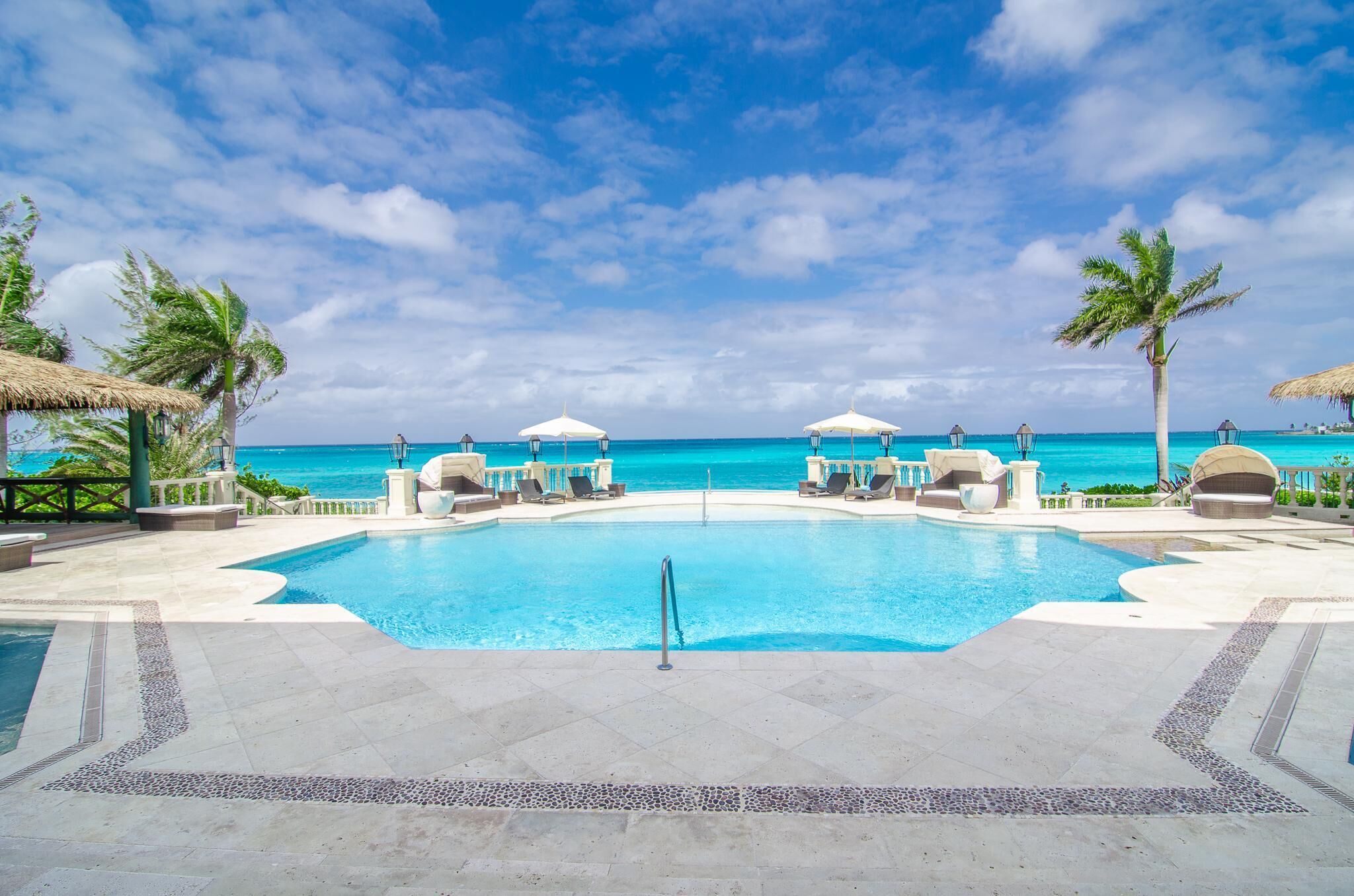 Villa Casuarina Nassau: Luxury 9-Bedroom Villa with Ocean Views and Tennis Court, Bahamas