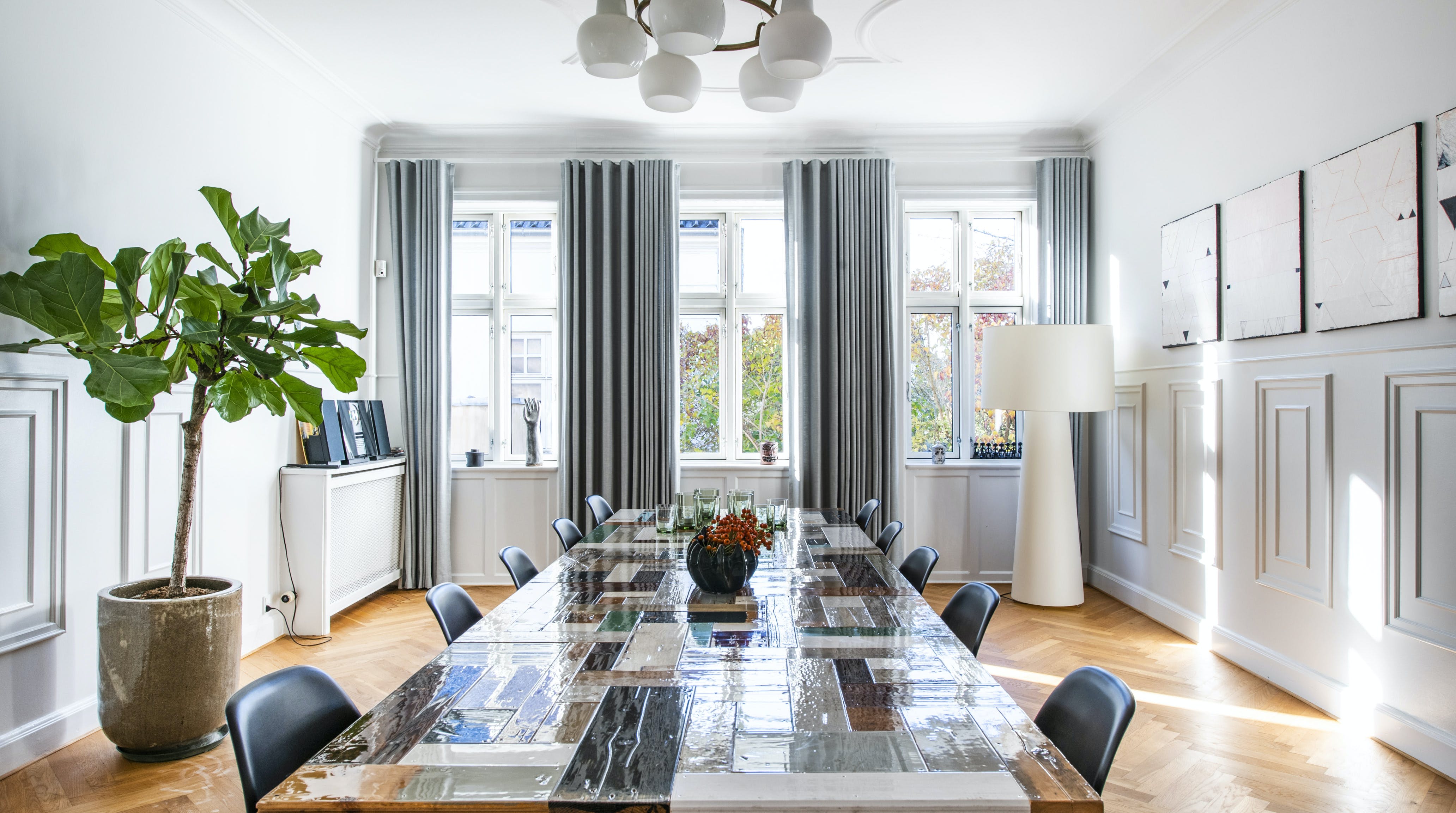 Villa Charlottenlund Skovshoved: Luxury 3-Bedroom Villa with Seaview and Tennis Court, Charlottenlund