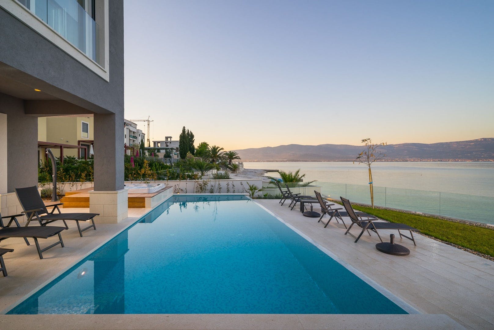 Villa Čiovo Split: Luxury 4-Bedroom Villa with Pool and Seaview, Split