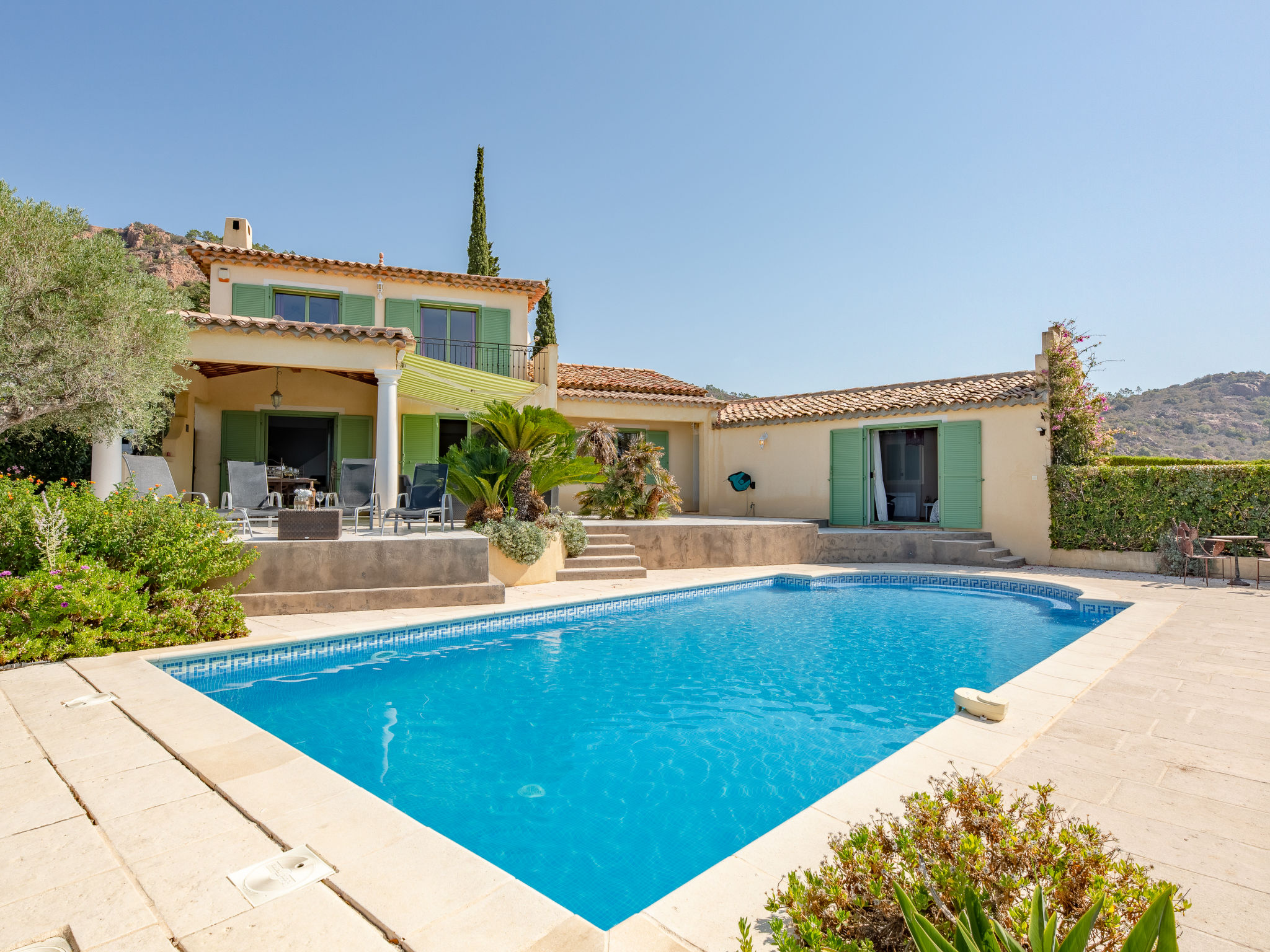 Villa Esterel Agay: Stunning Four-Bedroom Villa with Private Pool and Sea Views on the French Riviera