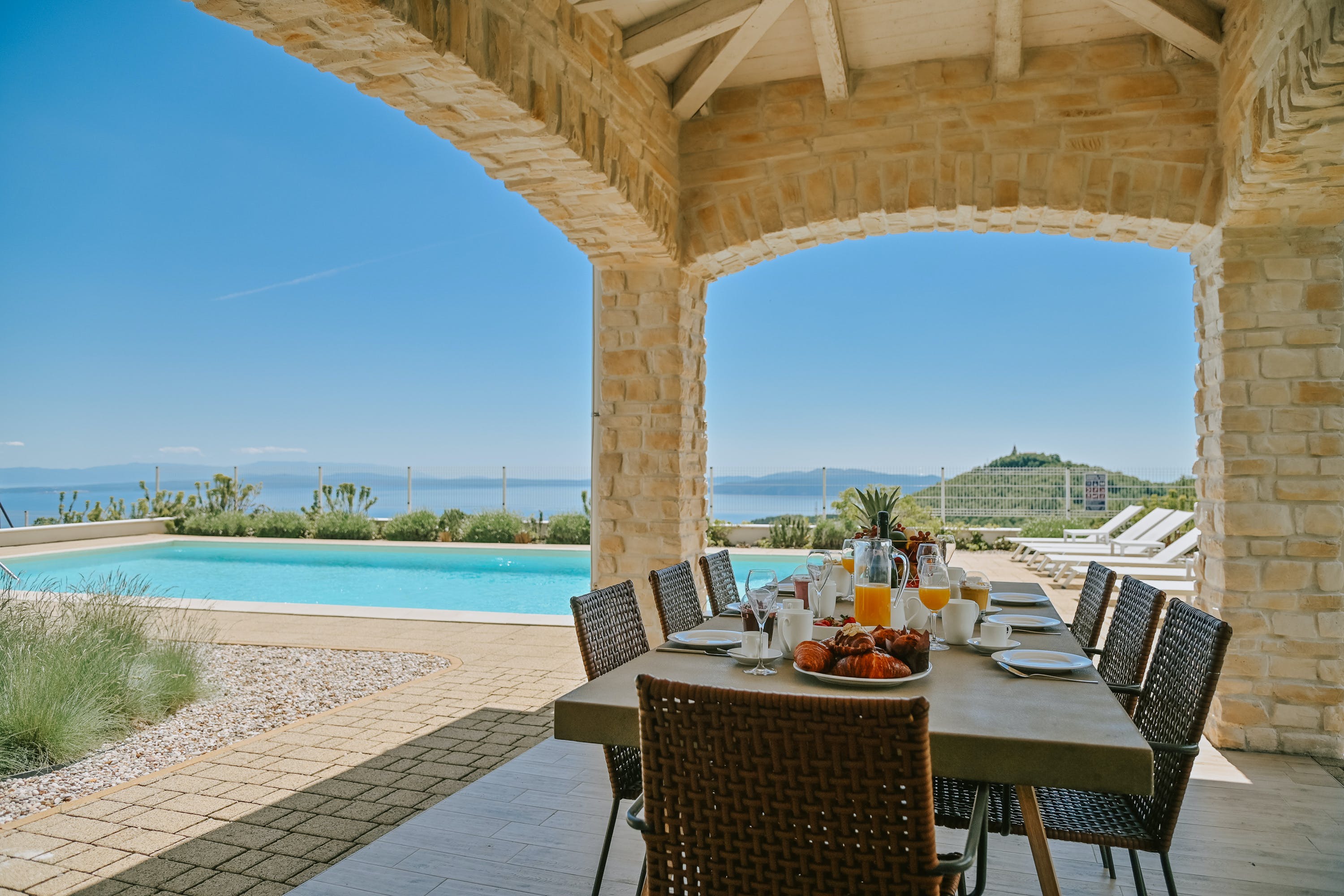 Villa Gorski Opatija: 5-Bedroom Luxury Villa with Pool and Sea Views, Istria