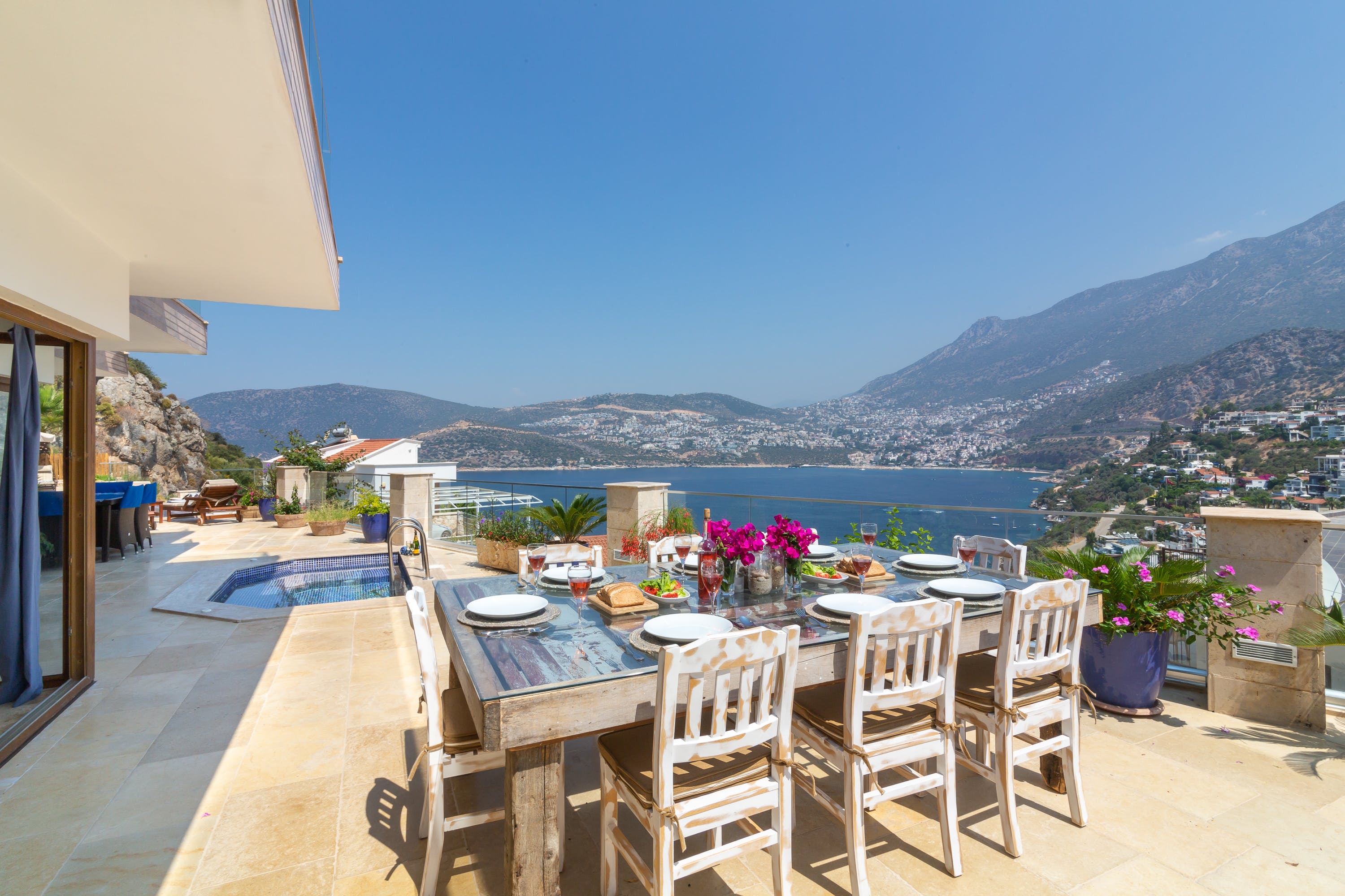Villa Kaleici Antalya: Stunning 6-Bedroom Penthouse with Seaview and Pool, Antalya