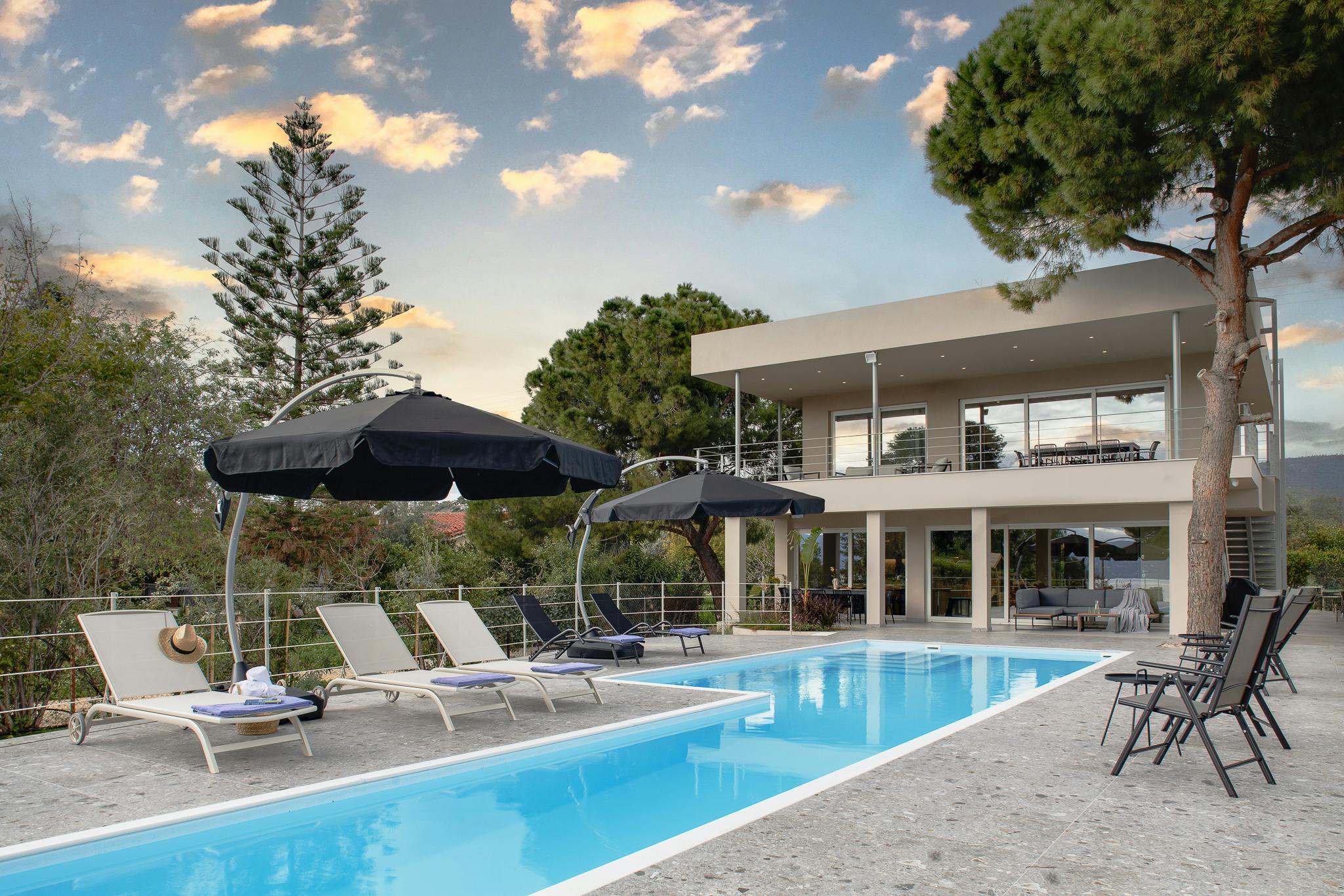 Villa Karydia Elios: Luxury 7-Bedroom Villa with Private Pool and Sea Views, Elios