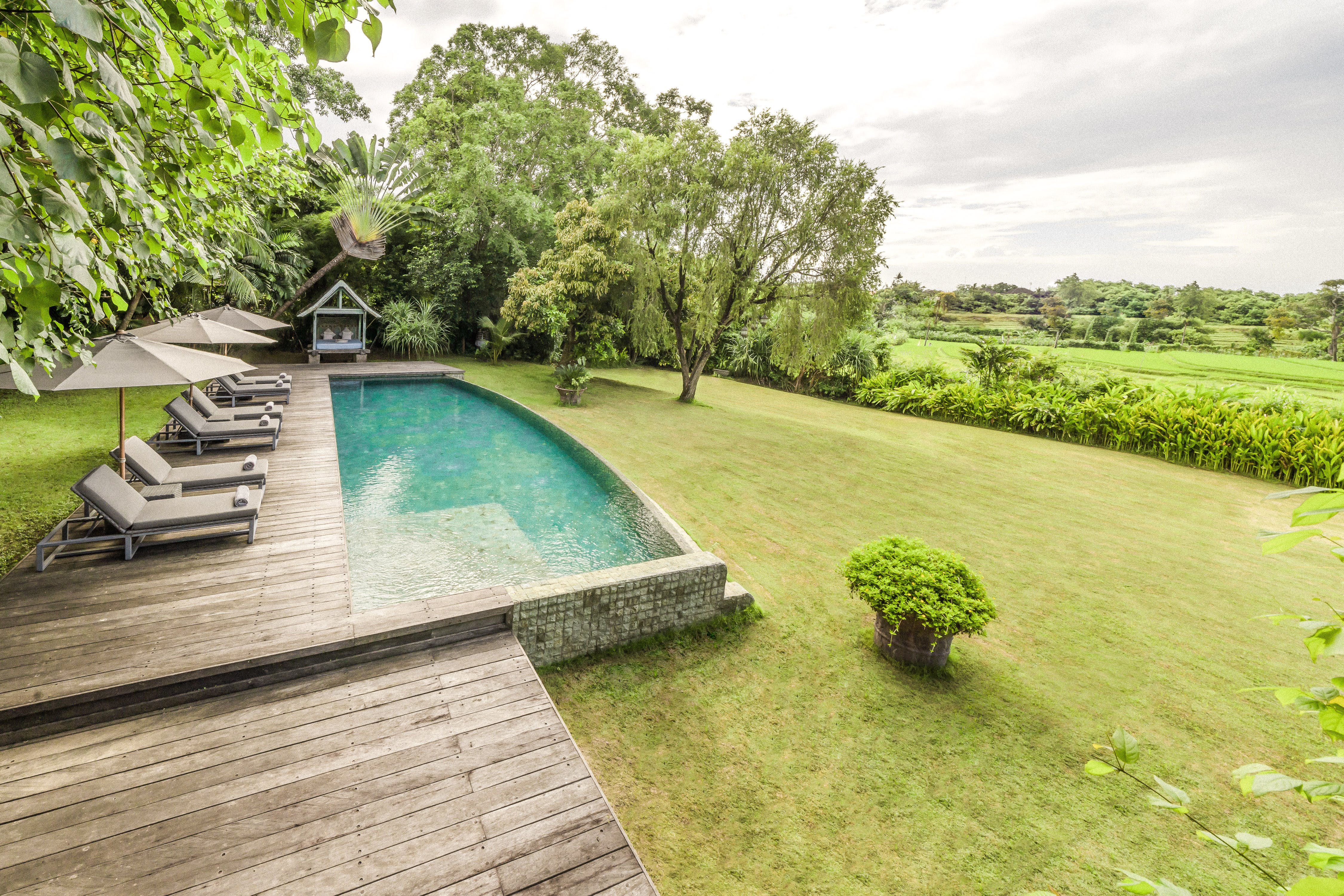 Villa Kayu Jimbaran: Luxury 5-Bedroom Villa with Seaview and Pool, Bali