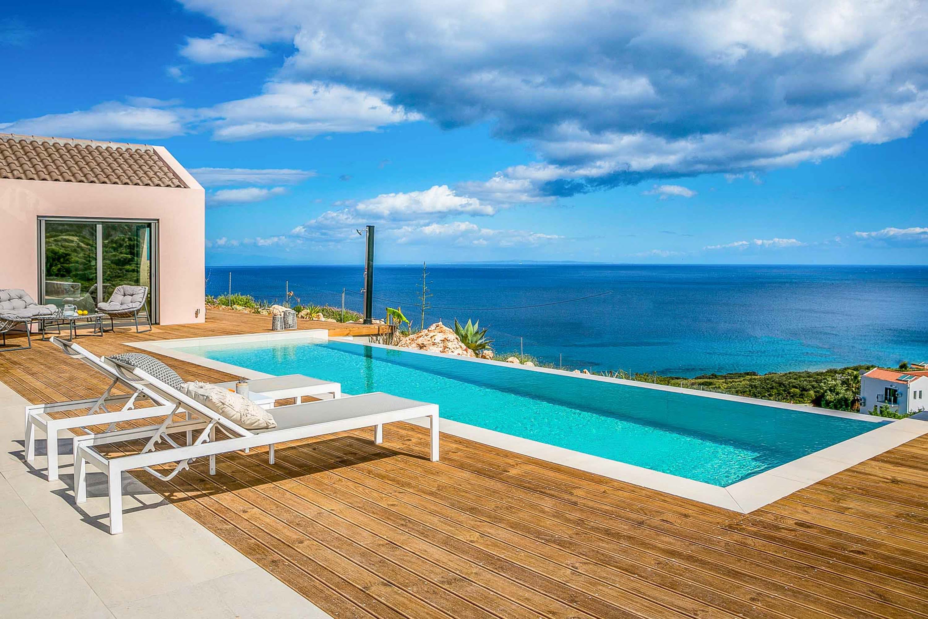 Villa Kefali Skala: Chic 1-Bedroom Apartment with Infinity Pool and Sea Views, Kefallonia