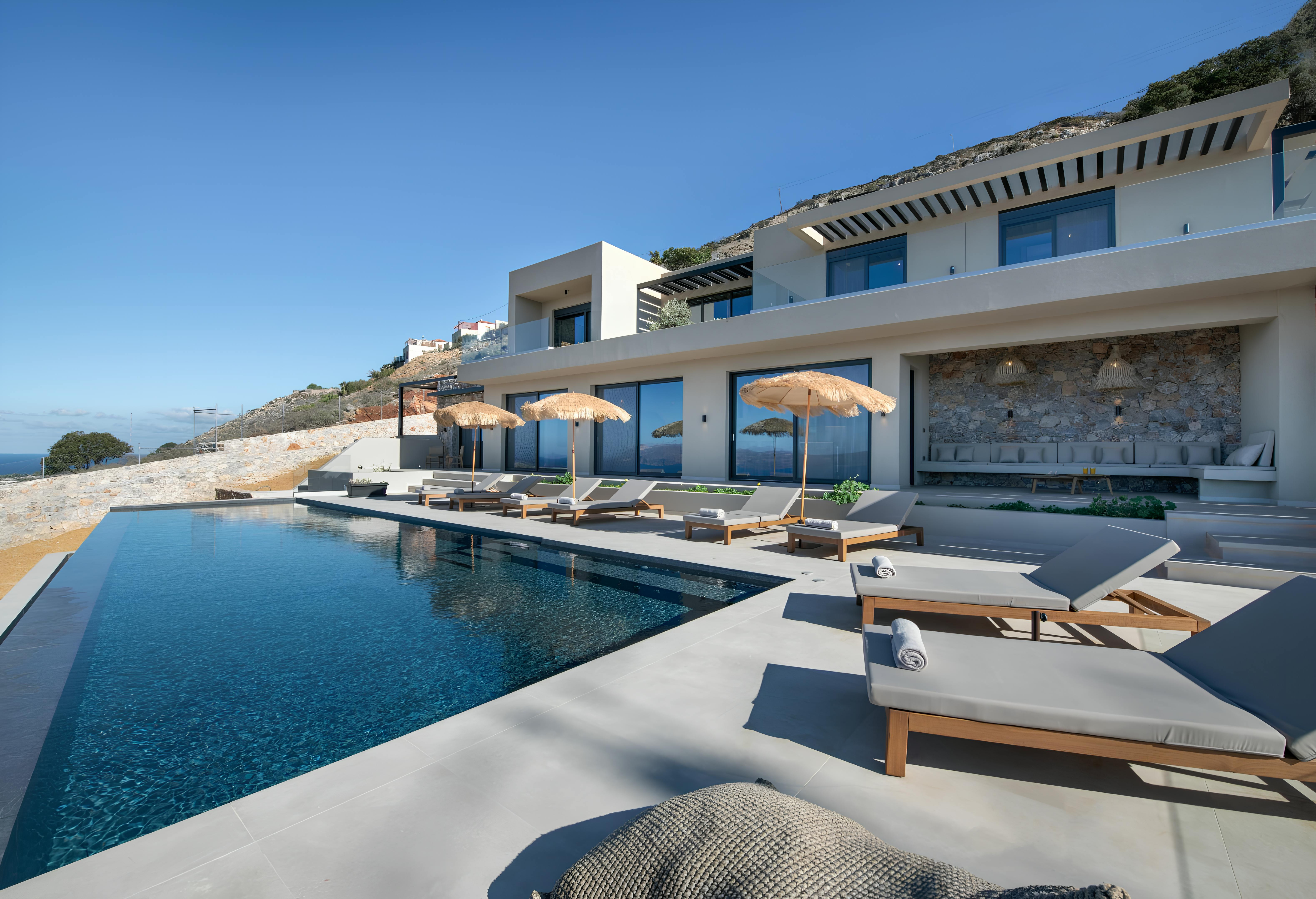 Villa Keras Kokkino Chorio: Luxury 4-Bedroom Villa with Private Pool and Sea Views, Kokkino Chorio
