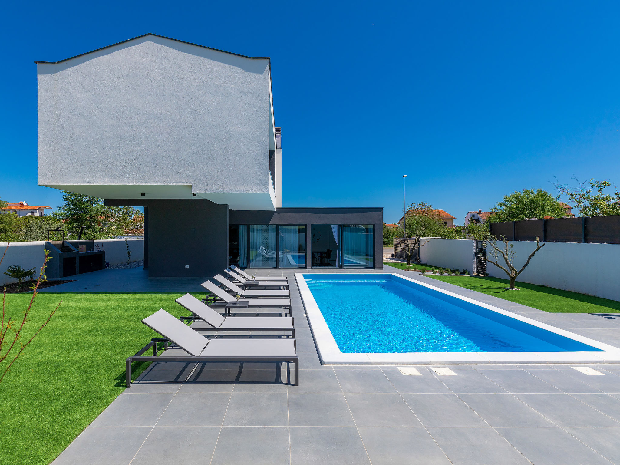 Villa Kontija Fažana: Modern 3-Bedroom Vacation Home with Heated Private Pool and Garden in Istrian Coastal Resort
