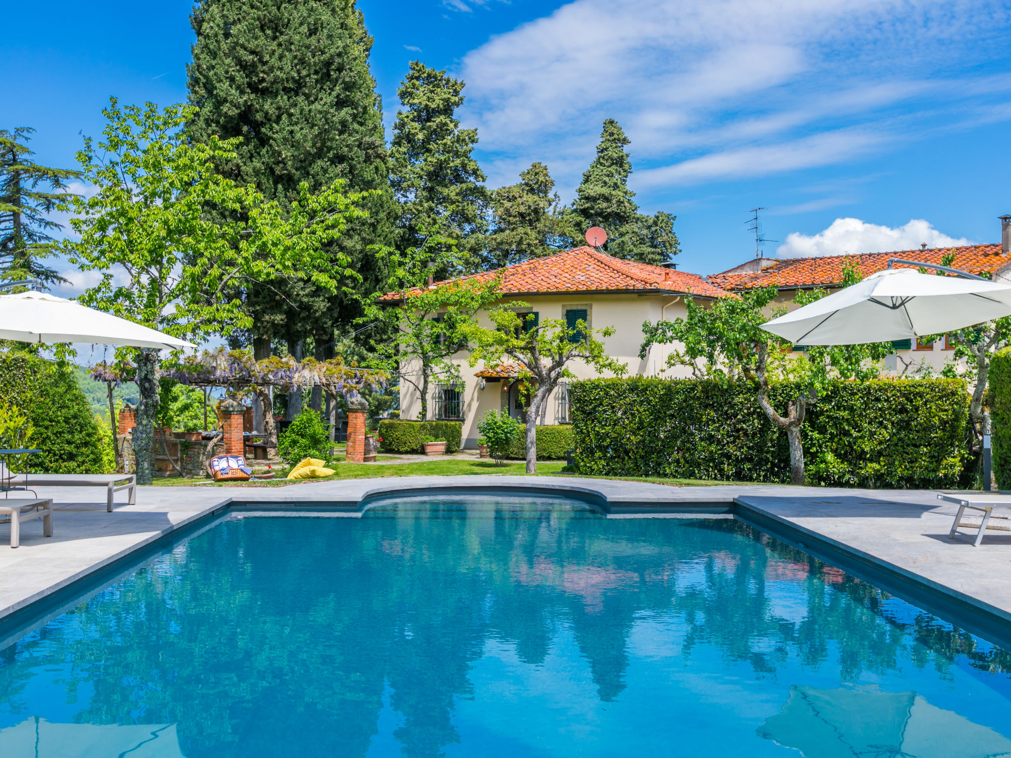 Villa Lamole Greve Greve in Chianti: Spectacular 5-Bedroom Tuscan Villa with Private Pool in Chianti Wine Country