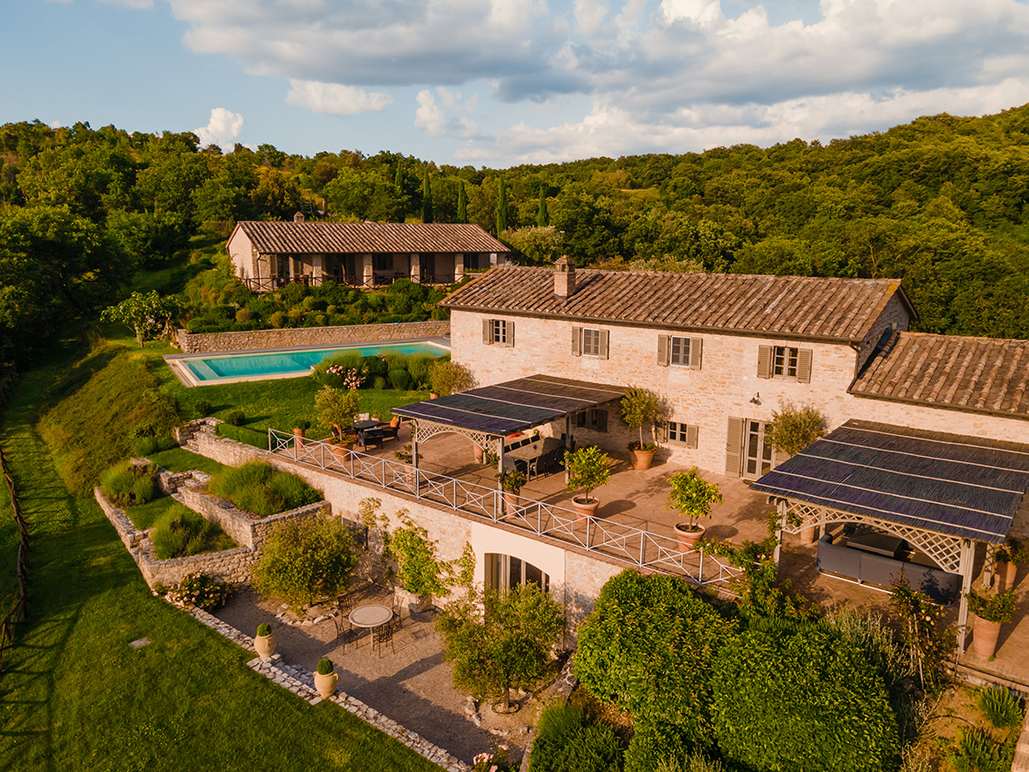 Villa Lavanda Perugia: Luxury 5-Bedroom Villa with Infinity Pool, Perugia