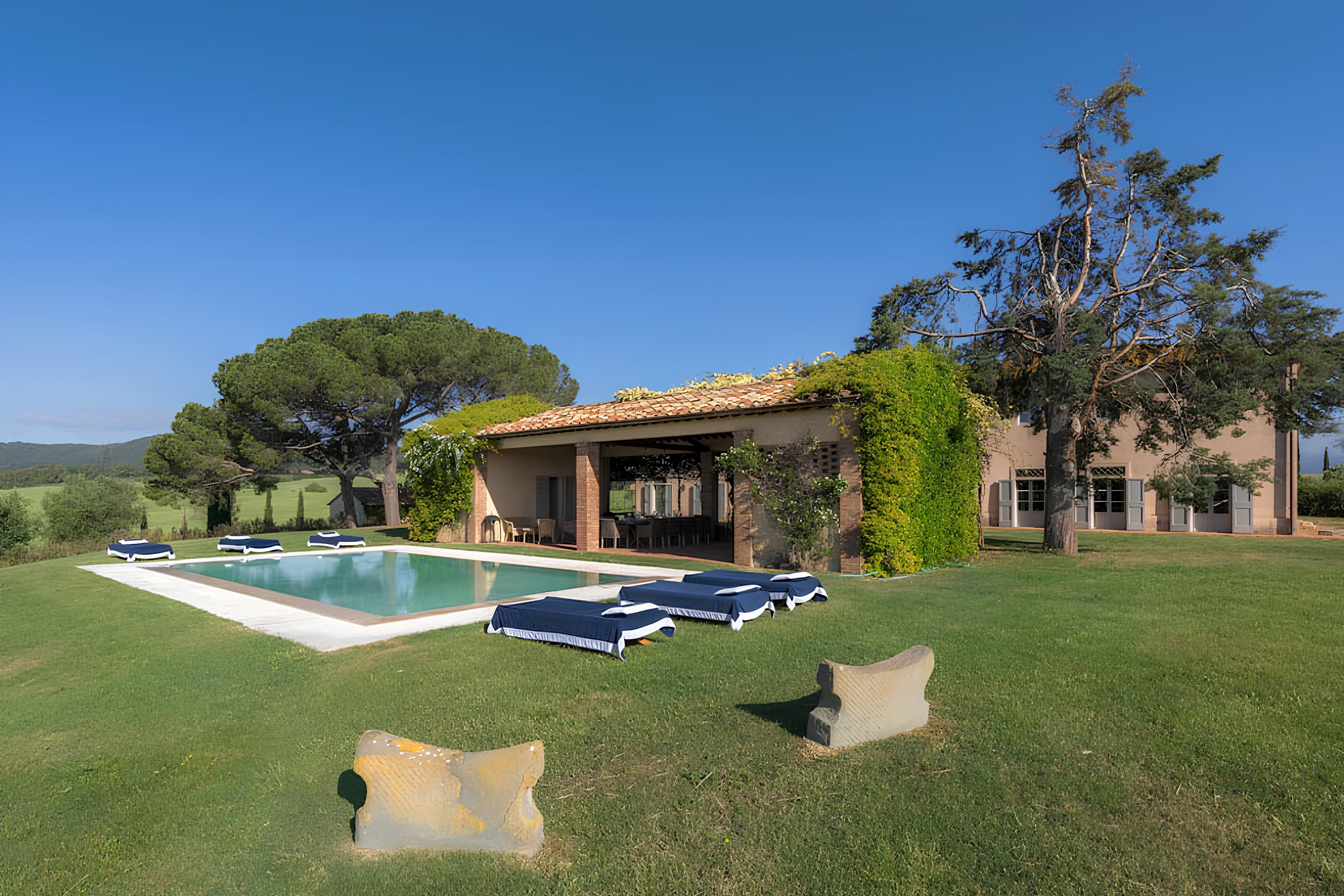Villa Maremmana Grosseto: Luxury 7-Bedroom Apartment with Seaview and Pool, Tuscany