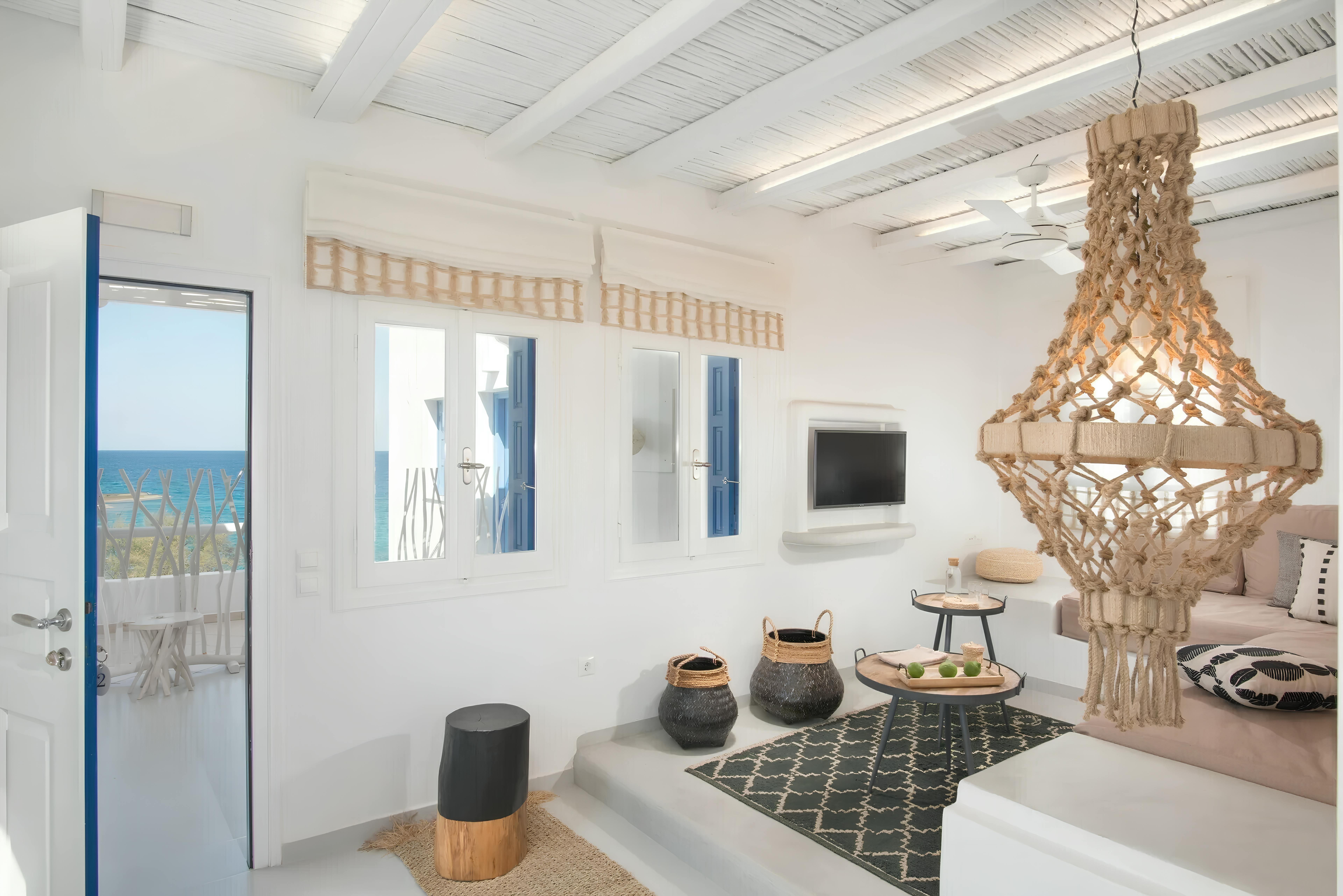 Villa Melian Pollonia: Charming 1-Bedroom Villa Rental with Sea View Balcony, Milos Greece