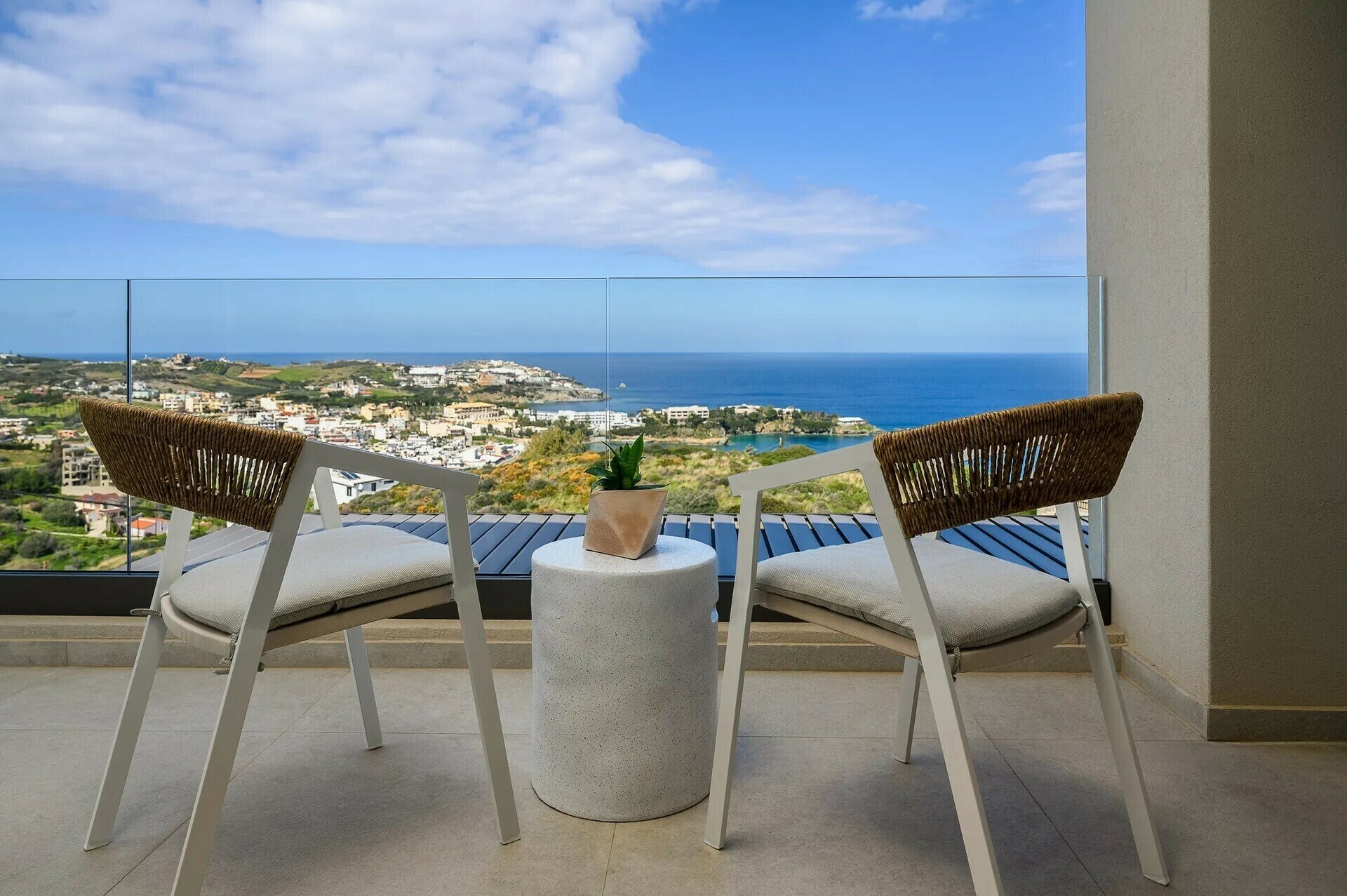 Villa Meltemi Agia Pelagia: Luxury 5-Bedroom Villa with Infinity Pool and Sea Views, Crete