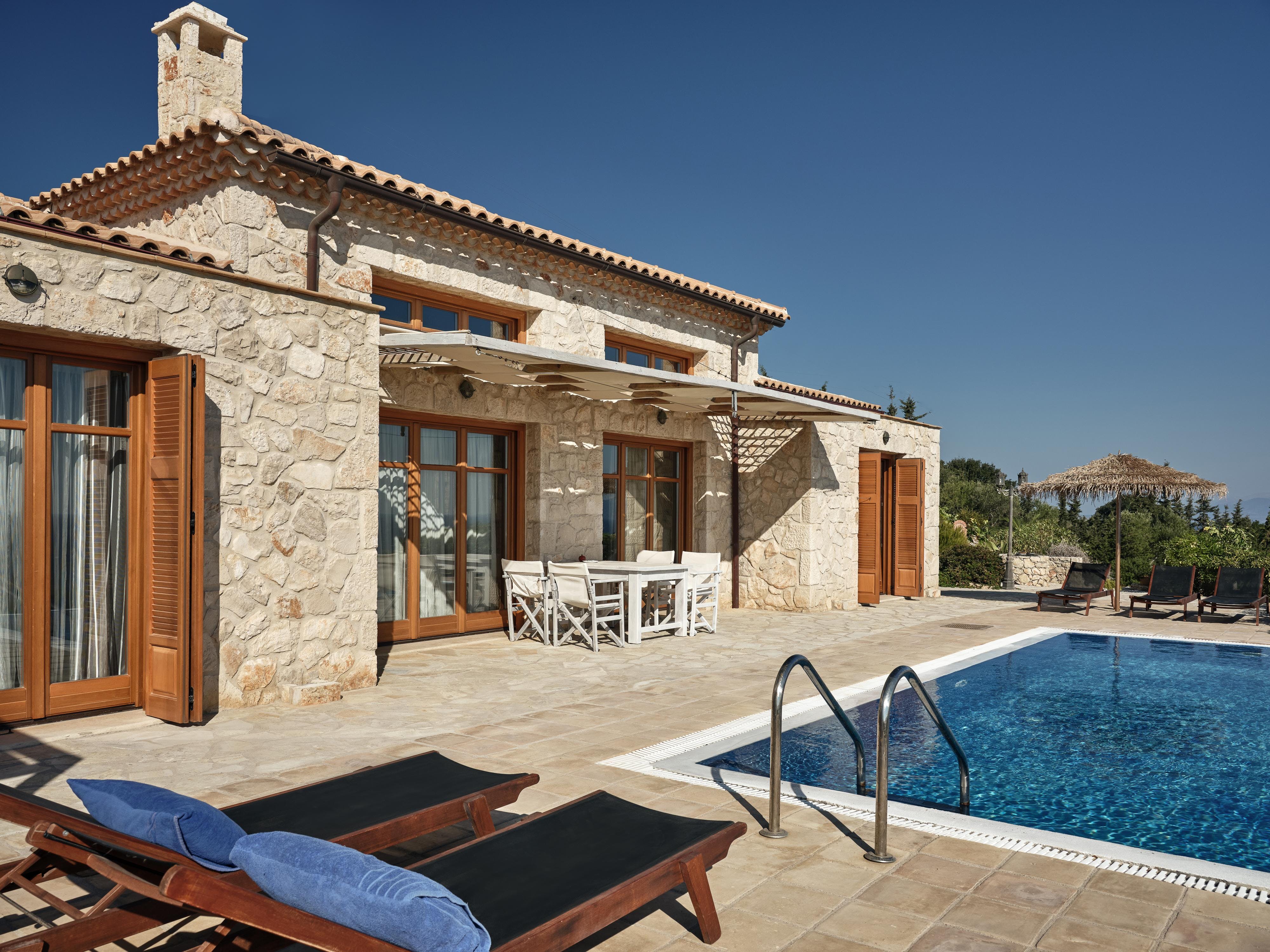 Villa Meltemi Agios Agios Nikolaos 3: Elegant 2-Bedroom Apartment with Seaview and Pool, Agios Nikolaos