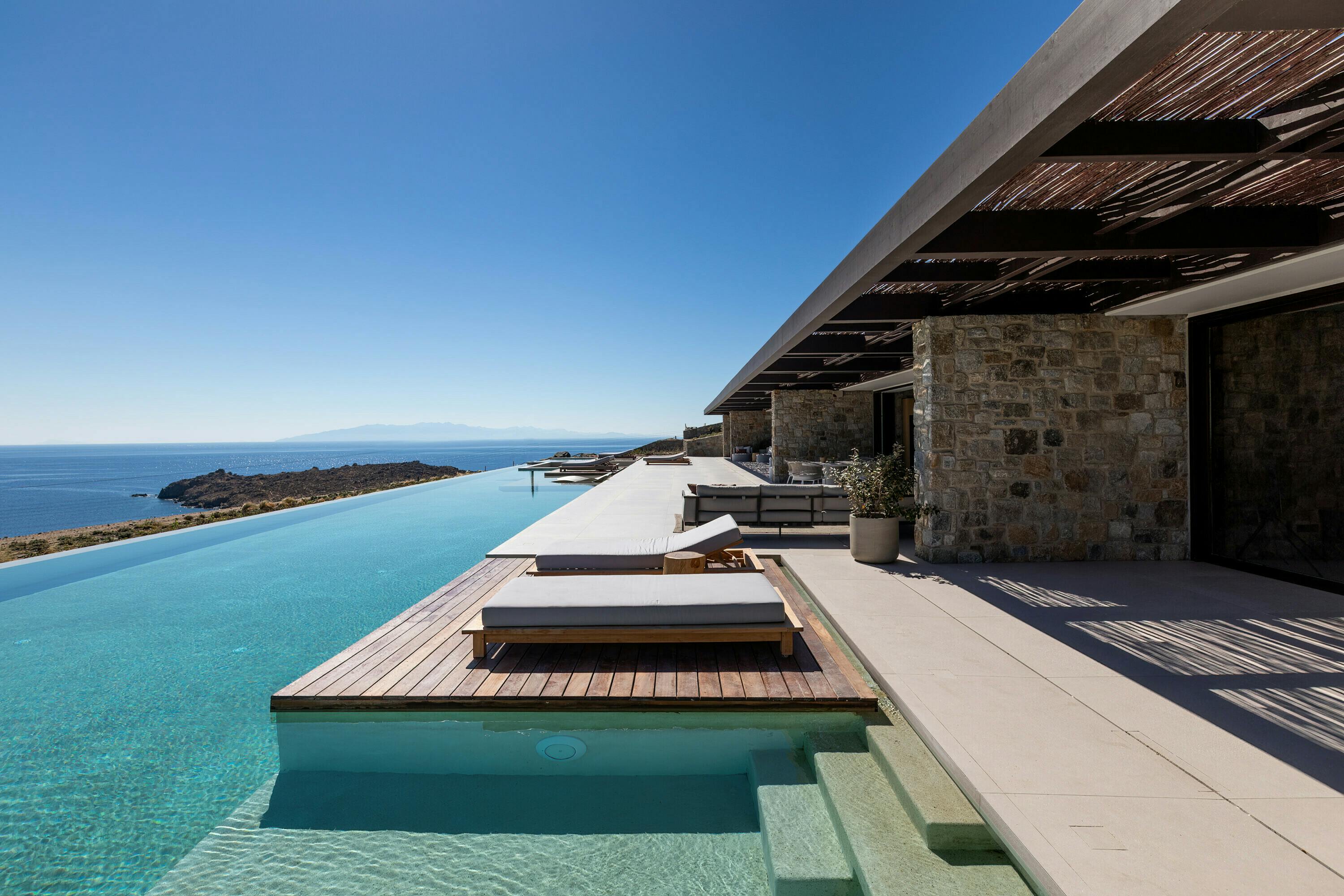 Villa Meltemi Agios Ioannis Agios Ioannis 6: Luxury 10-Bedroom Villa with Infinity Pool and Sea Views, Agios Ioannis