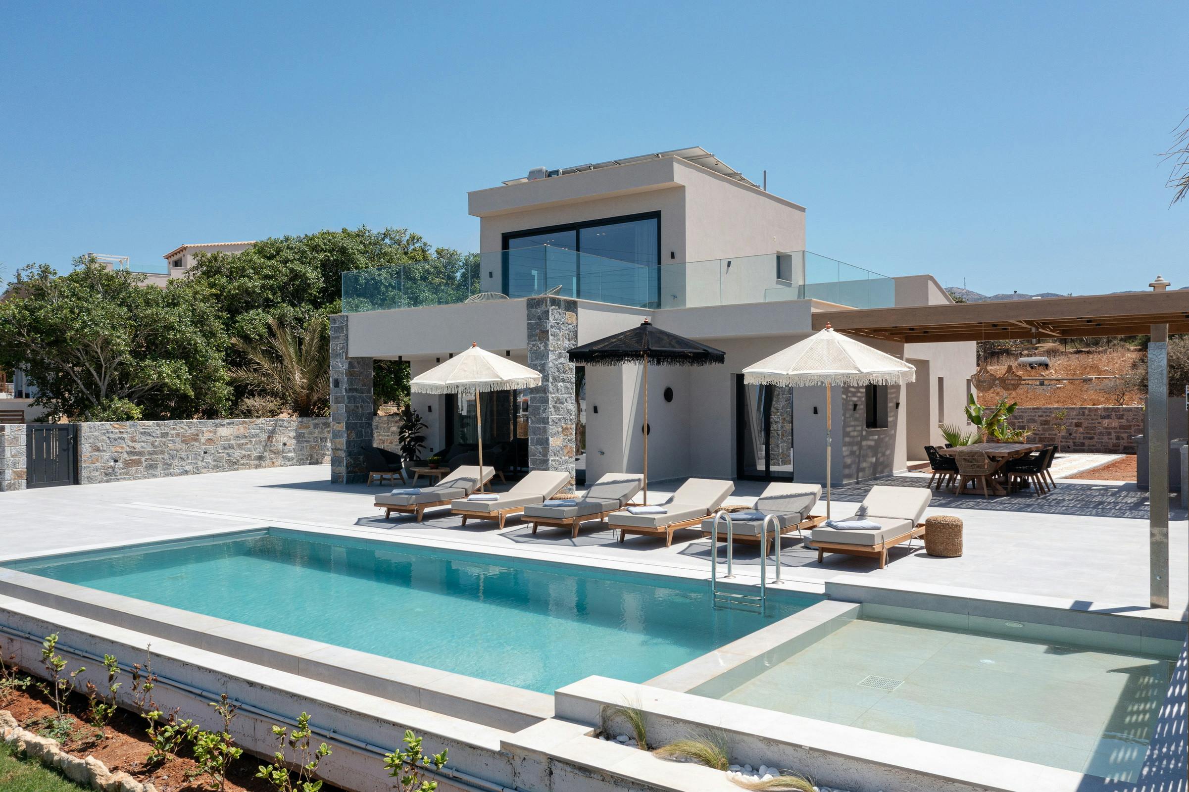 Villa Meltemi Anissaras: Contemporary 5-Bedroom Villa with Sea Views, Crete