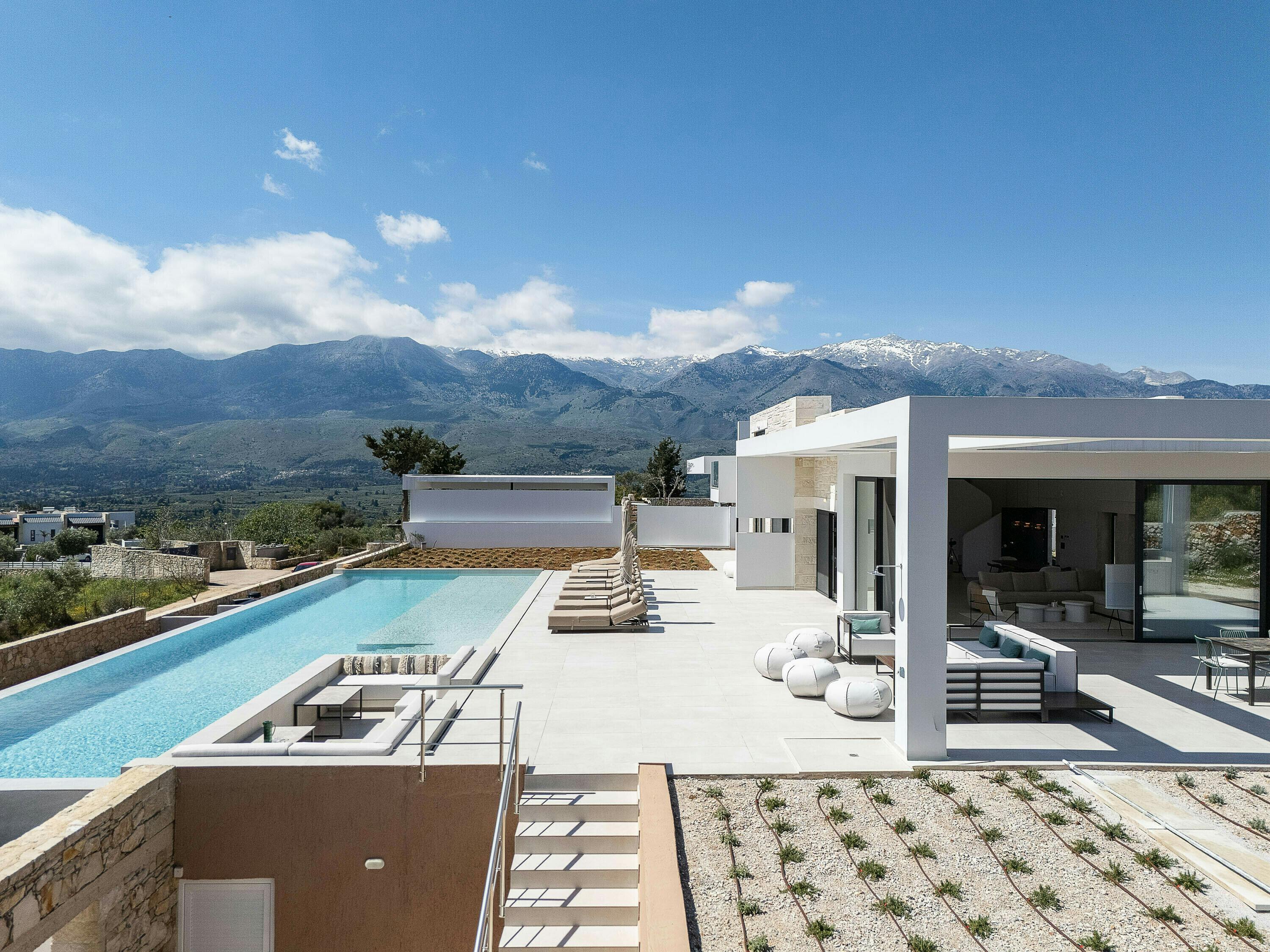Villa Meltemi Apokoronas: Luxury 4-Bedroom Villa with Seaview and Pool, Crete