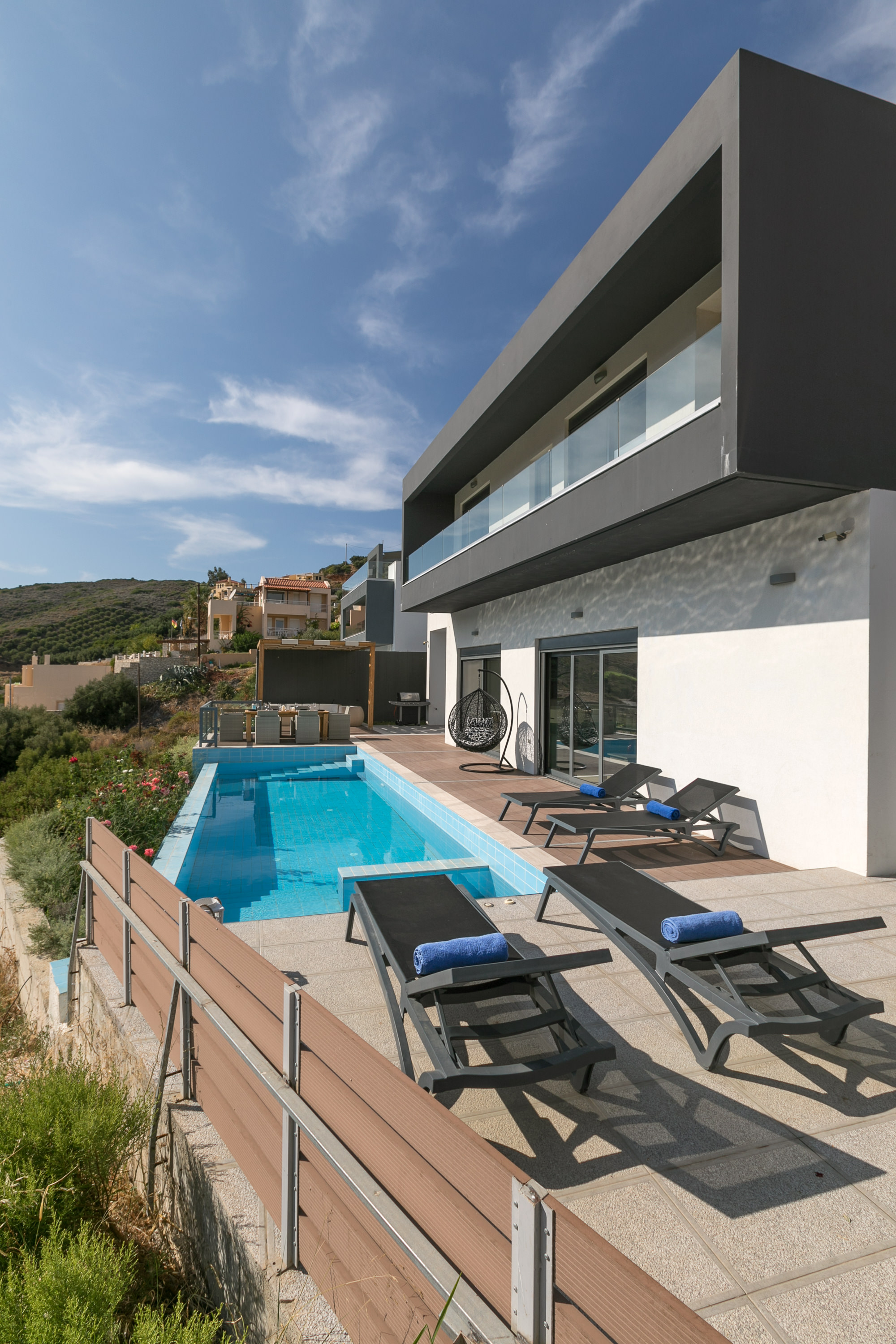 Villa Meltemi Bali: Elegant 3-Bedroom Luxury Apartment with Sea Views and Pool, Crete