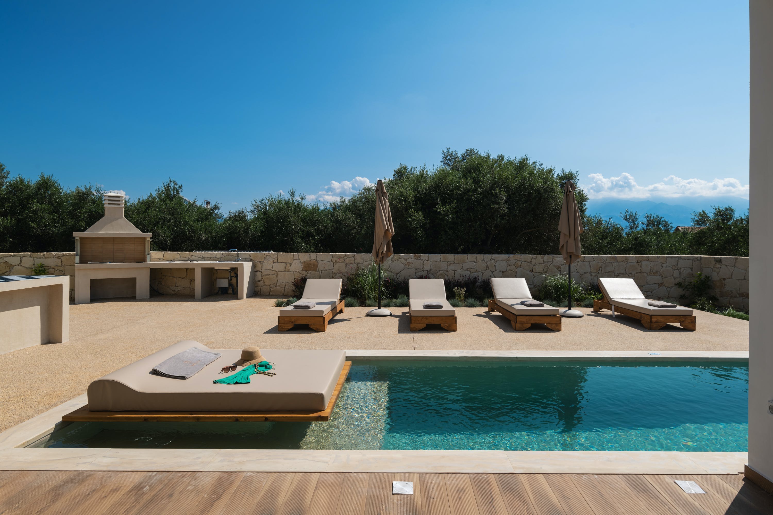 Villa Meltemi Kokkino Kokkino Chorio 4: Spacious 4-Bedroom Villa with Swimming Pool and Sea Views, Crete