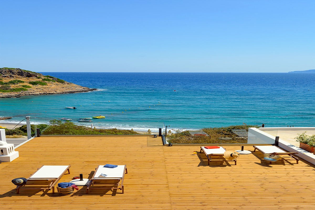 Villa Meltemi Nikolaos Agios Nikolaos Town: Chic 2-Bedroom Beachfront Apartment with Hot Tub, Agios Nikolaos