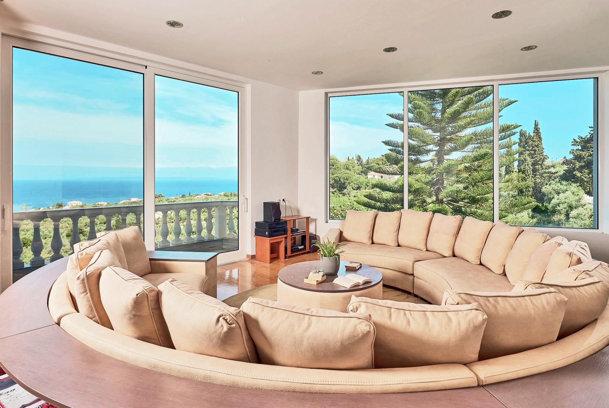 Villa Meltemi Zakynthos Zakynthos Town 2: Spacious 5-Bedroom Luxury Apartment with Seaview and Pool, Zakynthos