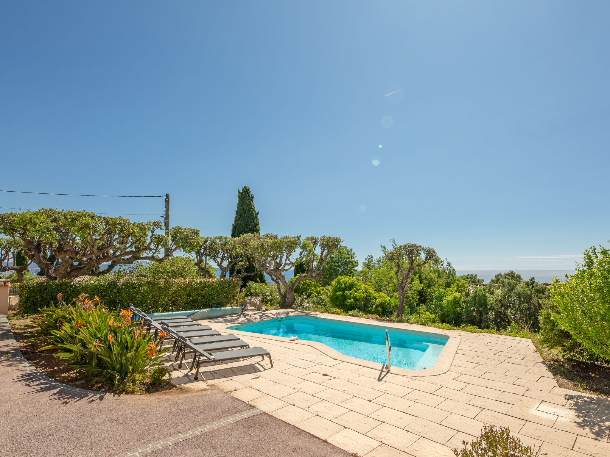 Villa Mistral Saint-Aygulf Saint Aygulf: Stunning Four-Bedroom Villa with Sea Views and Shared Pool Near Saint Aygulf Beach