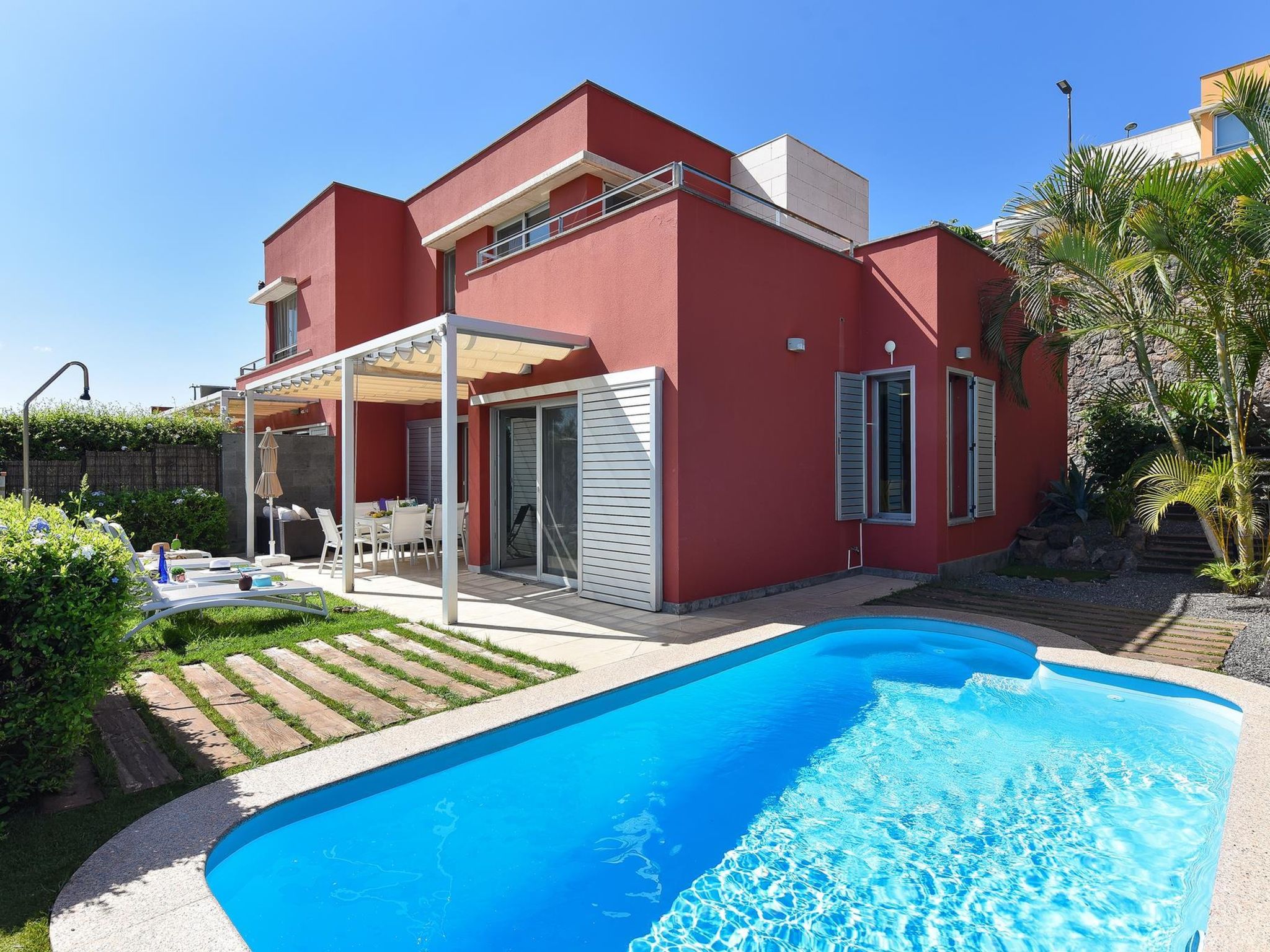 Villa Montañón Maspalomas: Modern 2-Bedroom Villa with Private Pool and Mountain Views in Salobre Golf Resort