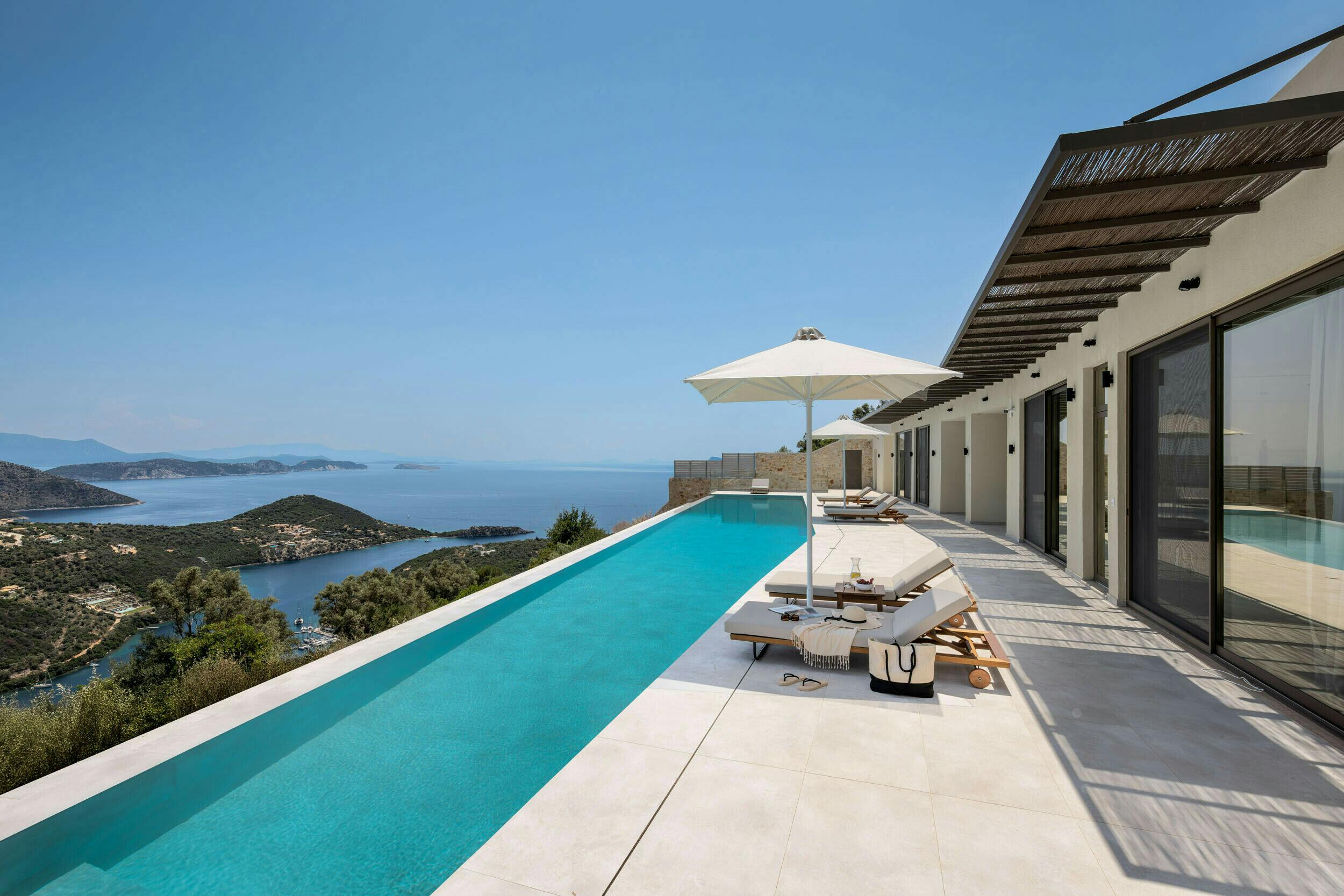 Villa Nirikos Lefkada: Luxury 5-Bedroom Villa with Private Pool and Sea Views, Lefkada