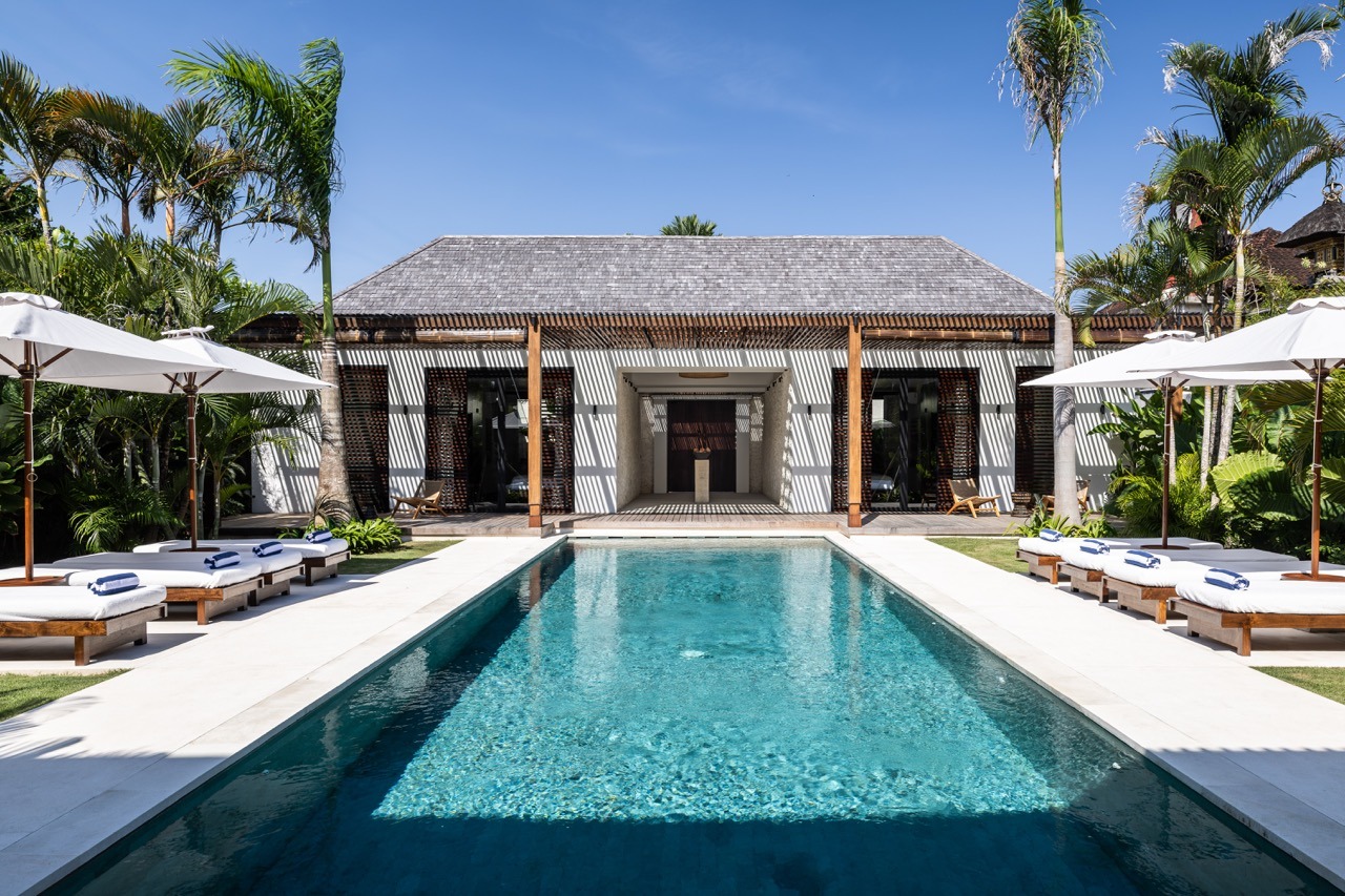Villa Nyuh Seminyak: Exquisite 5-Bedroom Villa with Stunning Seaviews, Seminyak Bali