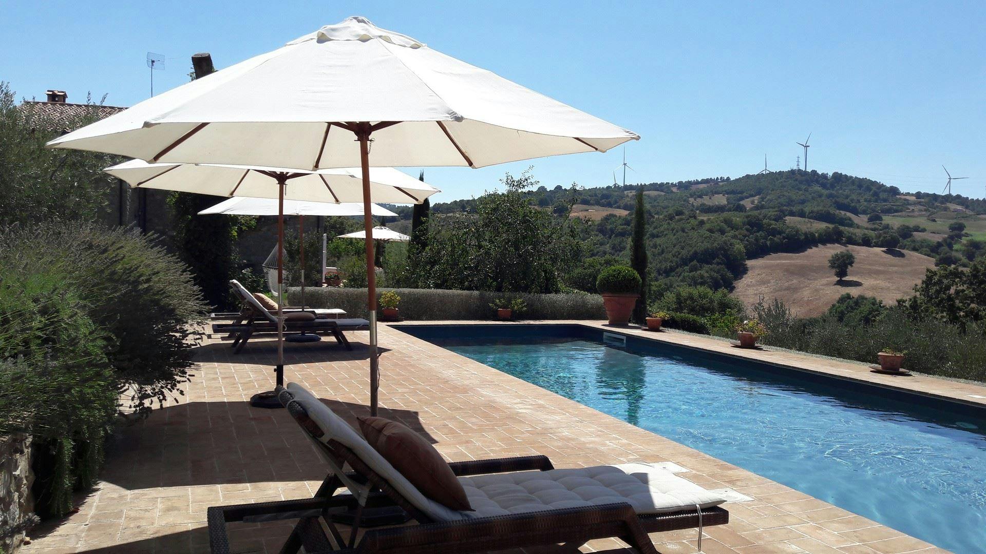Villa Poggio Scansano: Charming 3-Bedroom Villa with Sauna and Pool, Tuscany