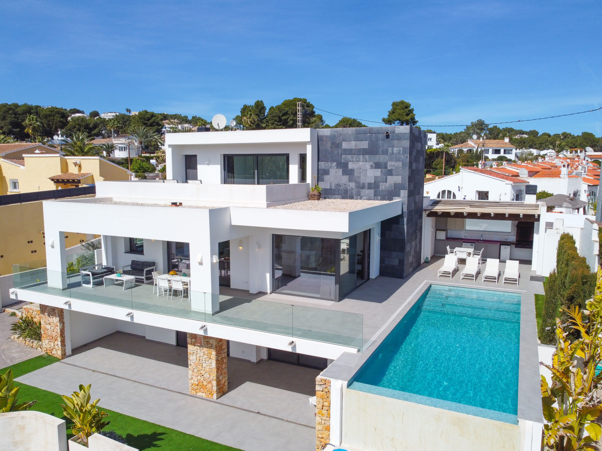 Villa Portitxol Moraira: Modern 4-Bedroom Villa with Private Pool and Pool House in Moraira Costa Blanca
