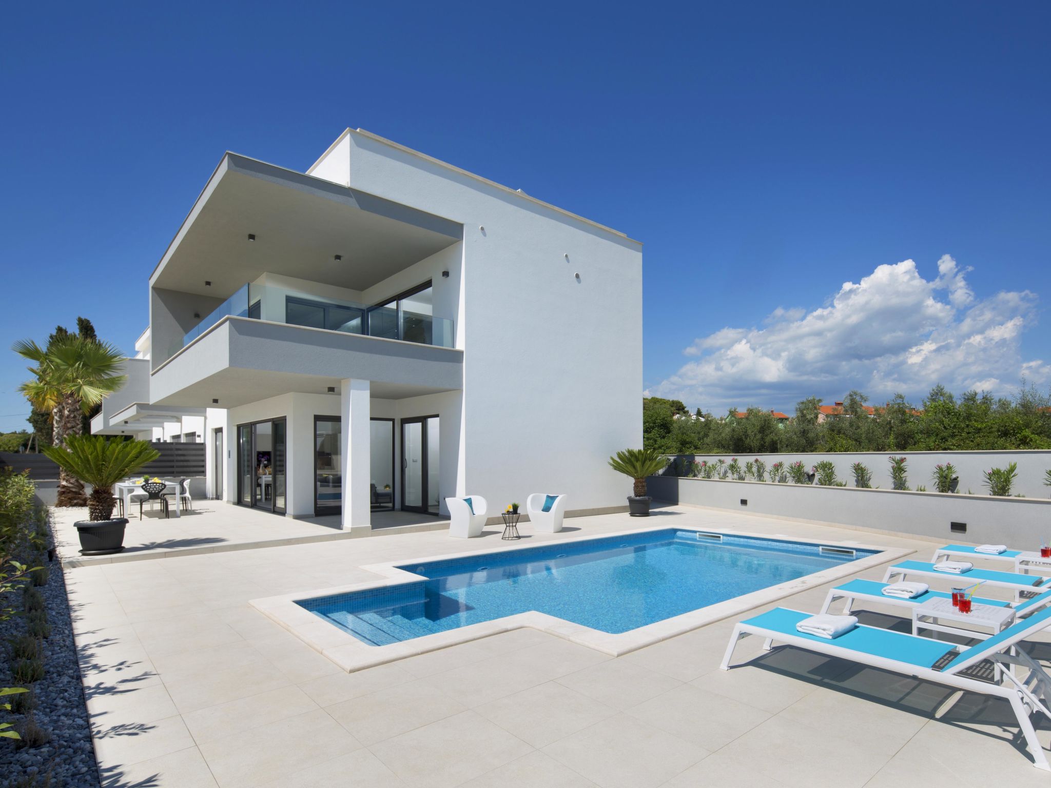 Villa Punta Fažana: Stunning Beachfront 3-Bedroom Villa with Private Pool Just 50 Meters from the Sea