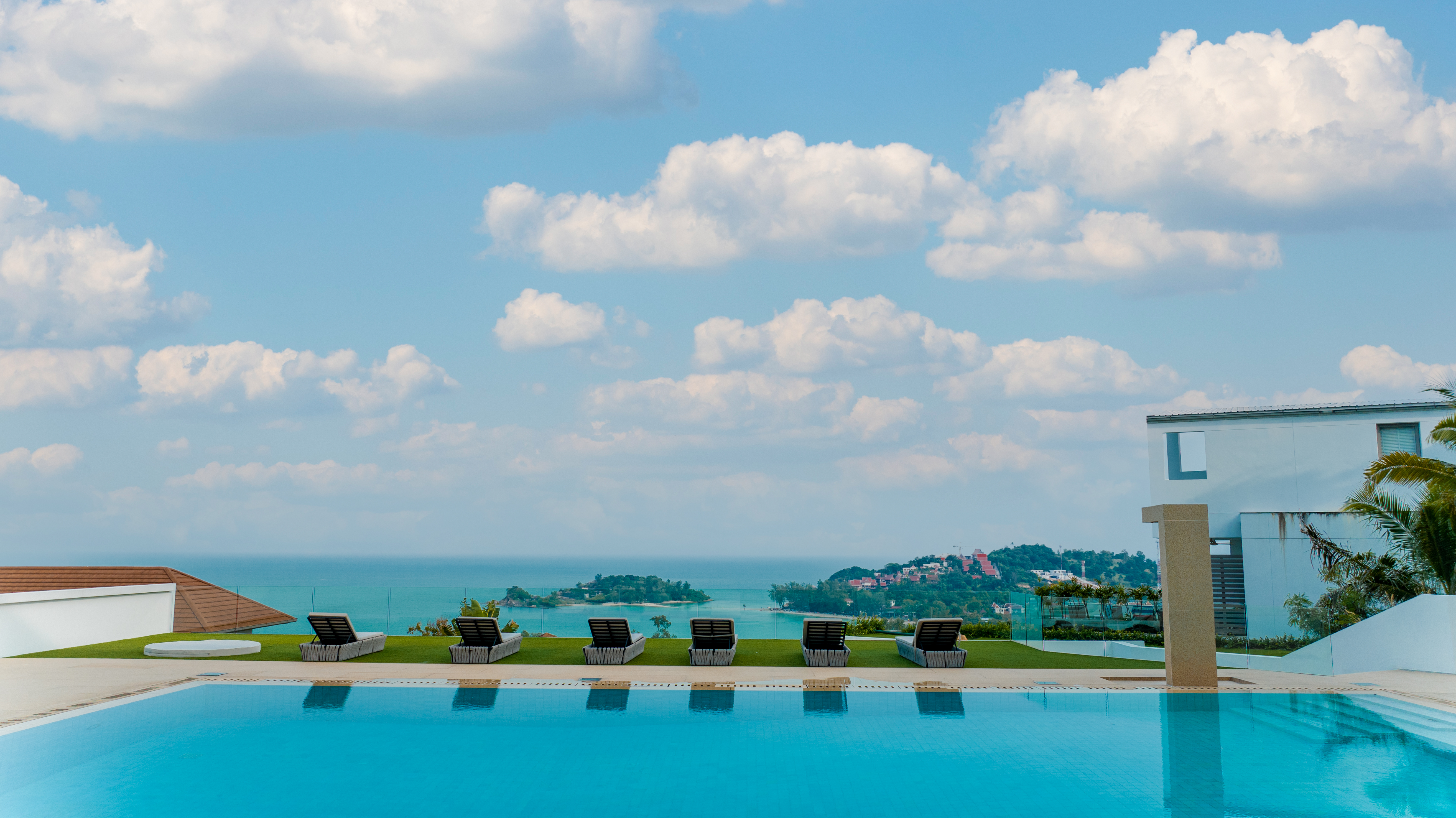 Villa Raksurat Koh Samui: Luxury 7-Bedroom Apartment with Infinity Pool, Surat Thani