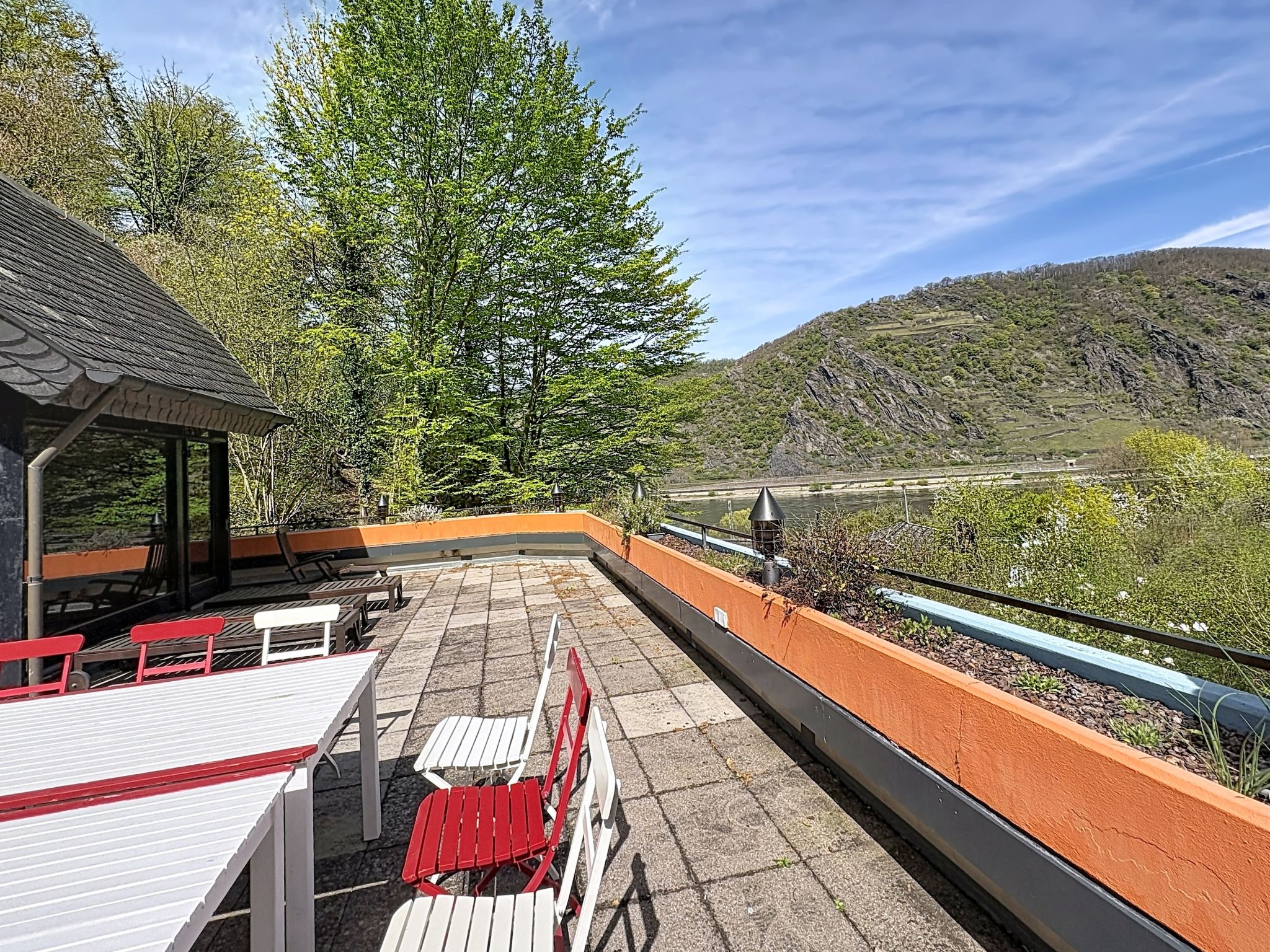 Villa Rheinfels Sankt Goar: Stunning 4-Bedroom Modern Villa with Sauna and Forest Views in the Rhine Valley Germany