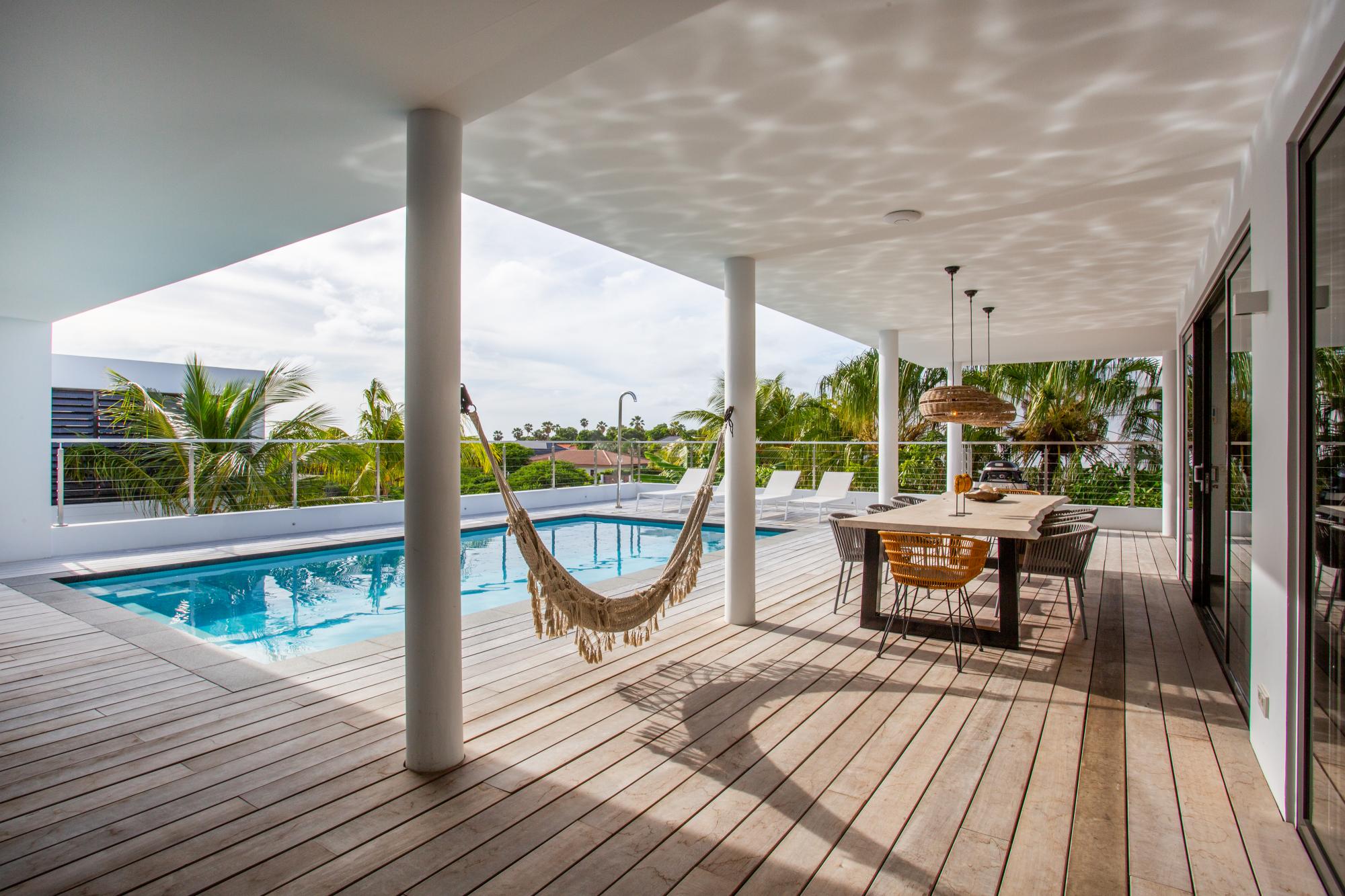 Villa Sabana JanThiel: Luxury 4-Bedroom Villa with Pool and Sea View, Curacao