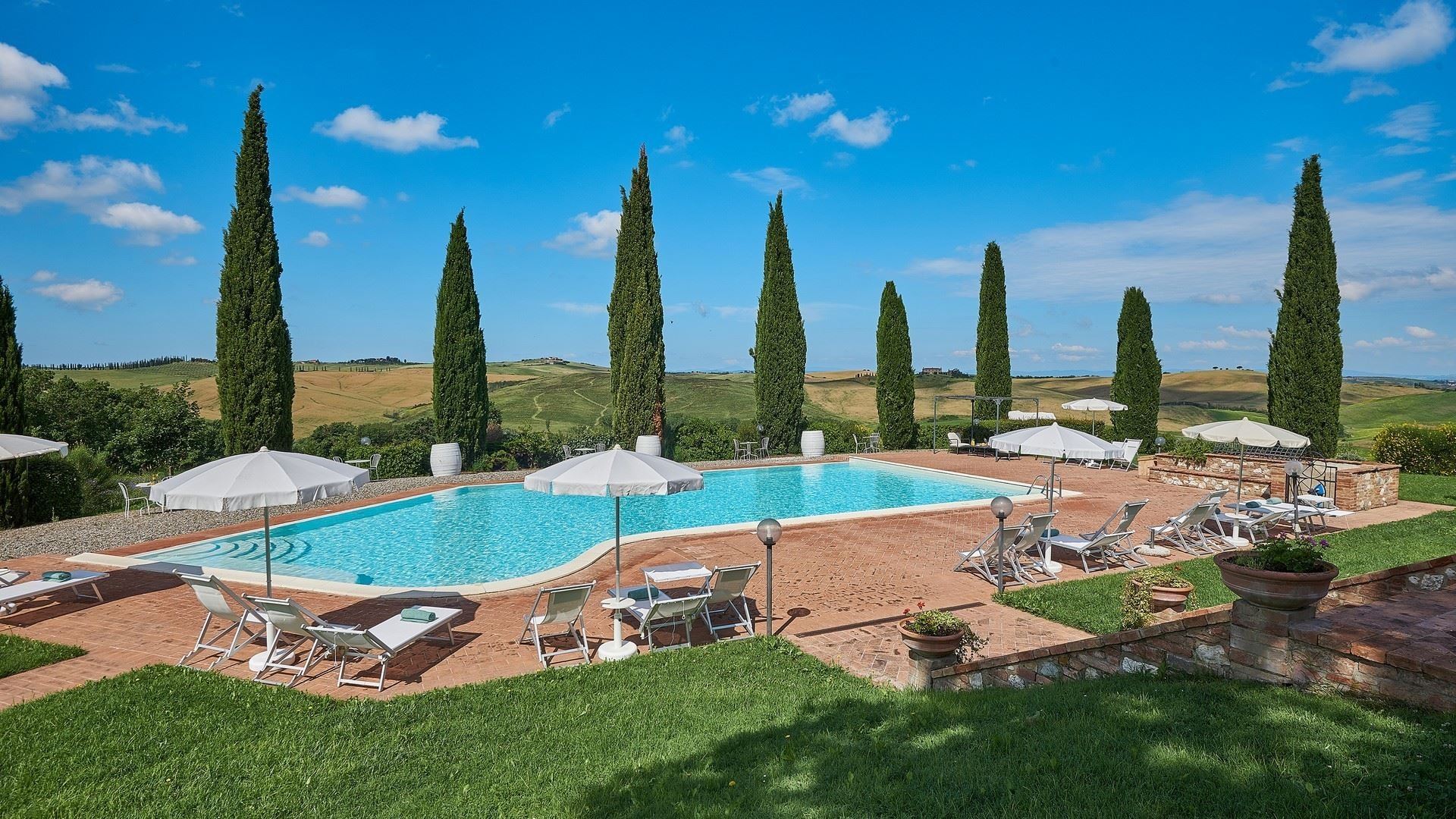 Villa San Biagio Montepulciano: Elegant 9-Bedroom Villa with Panoramic Views, Montepulciano