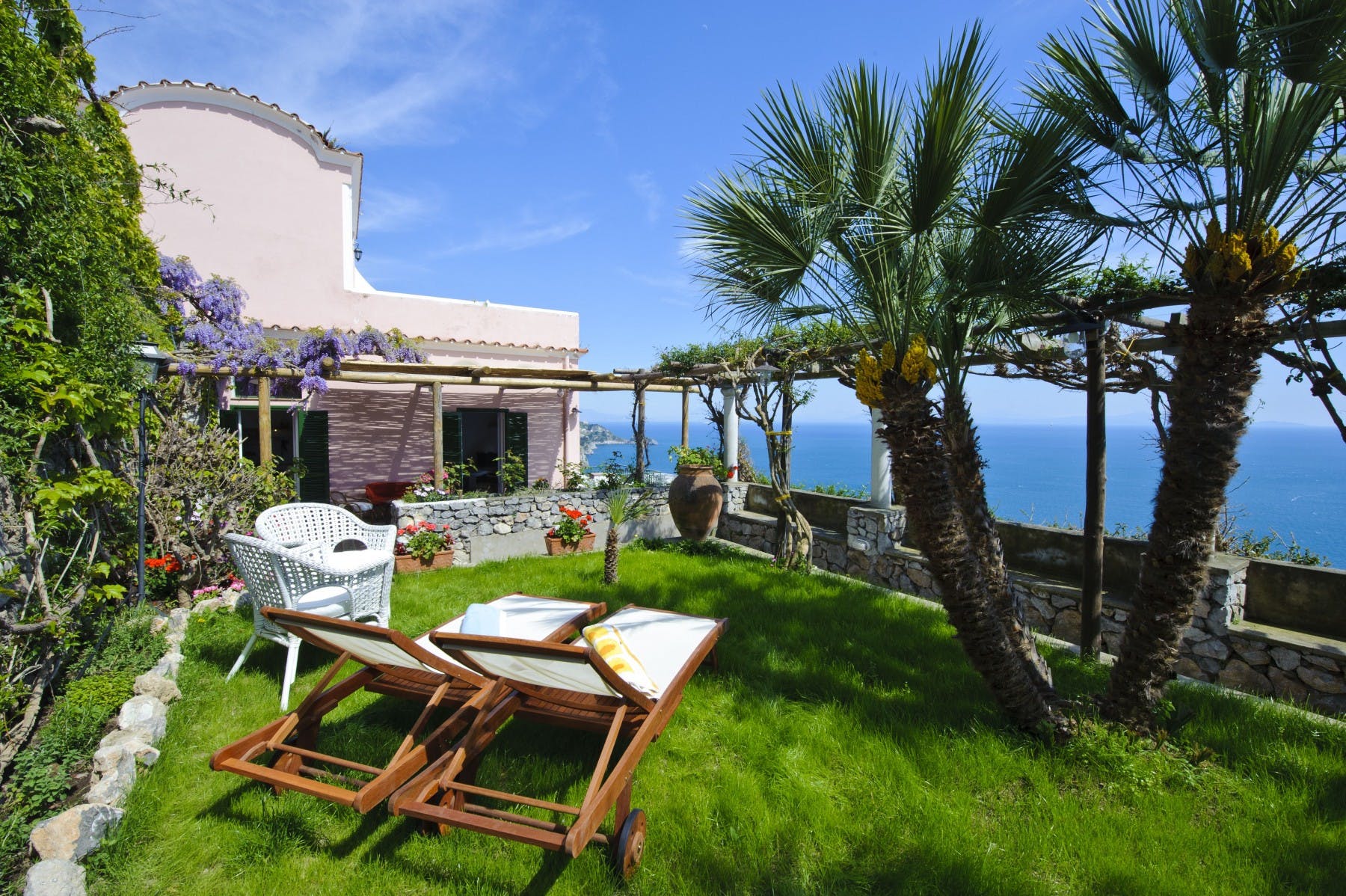 Villa San Luca Praiano: Luxury 3-Bedroom Apartment with Sea View, Praiano