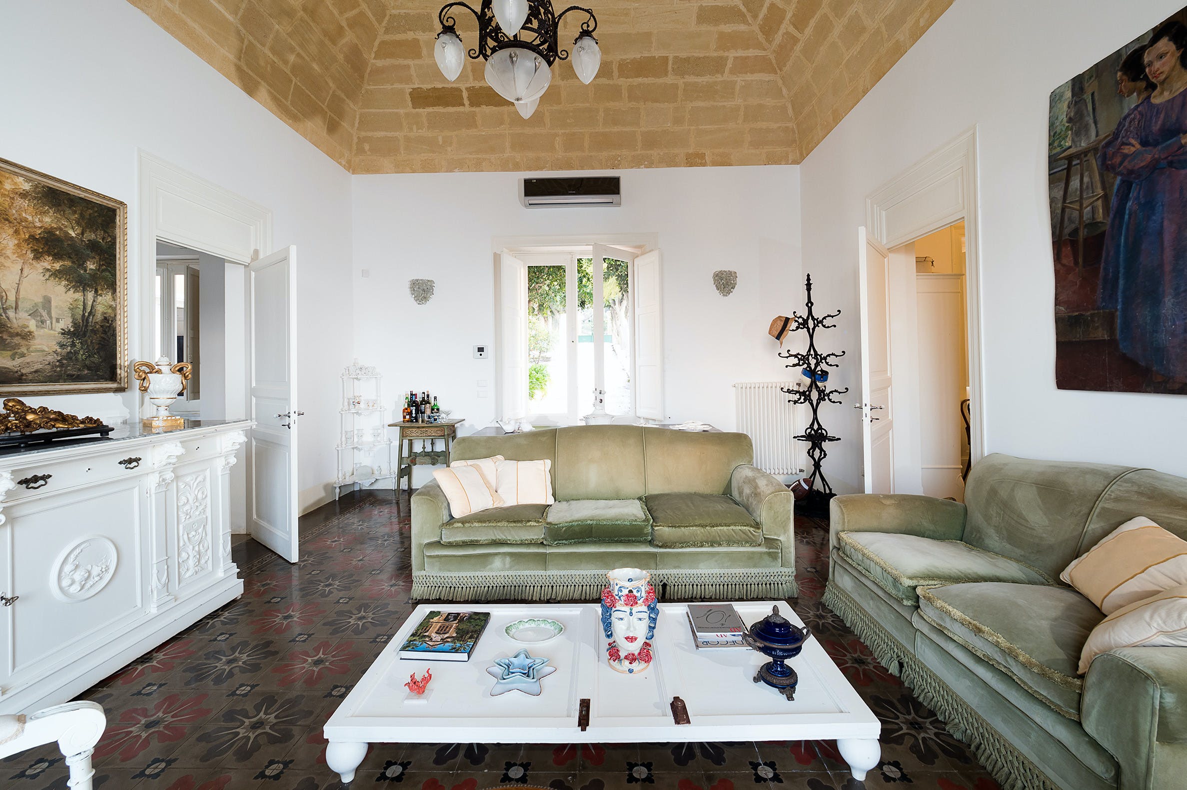 Villa San Vito Trapani: Luxury 5-Bedroom Apartment with Seaview and Pool, Trapani