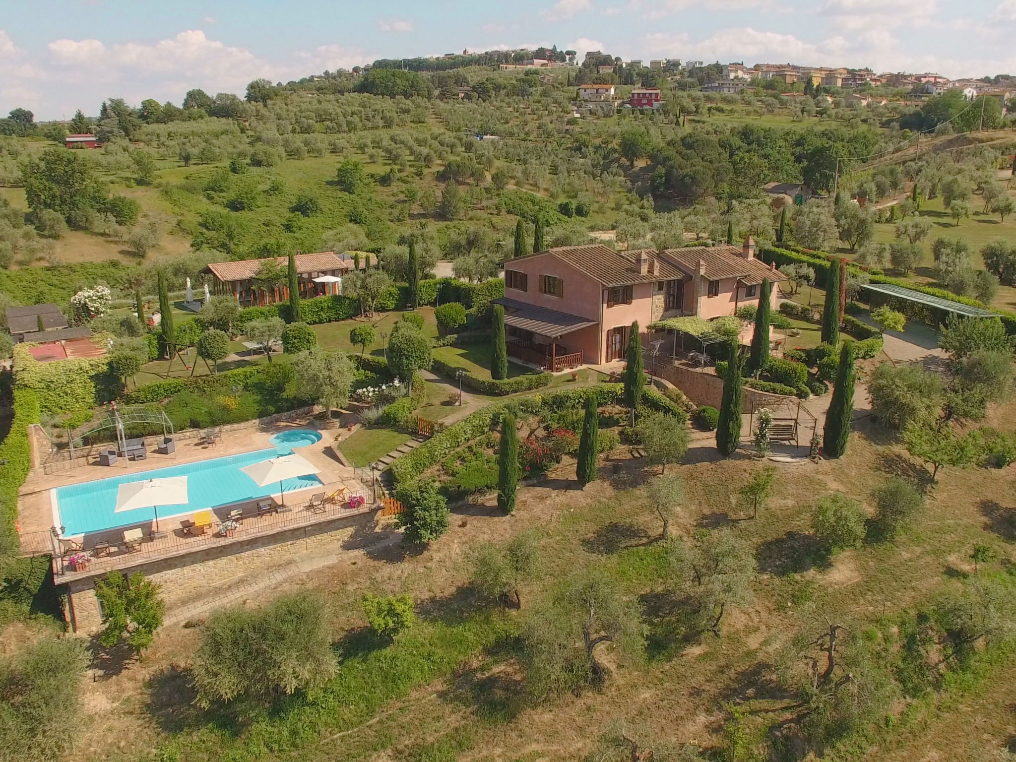 Villa Sangimignanese Montaione: Magnificent 6-Bedroom Tuscan Farmhouse with Private Pool and Whirlpool for 12 Guests