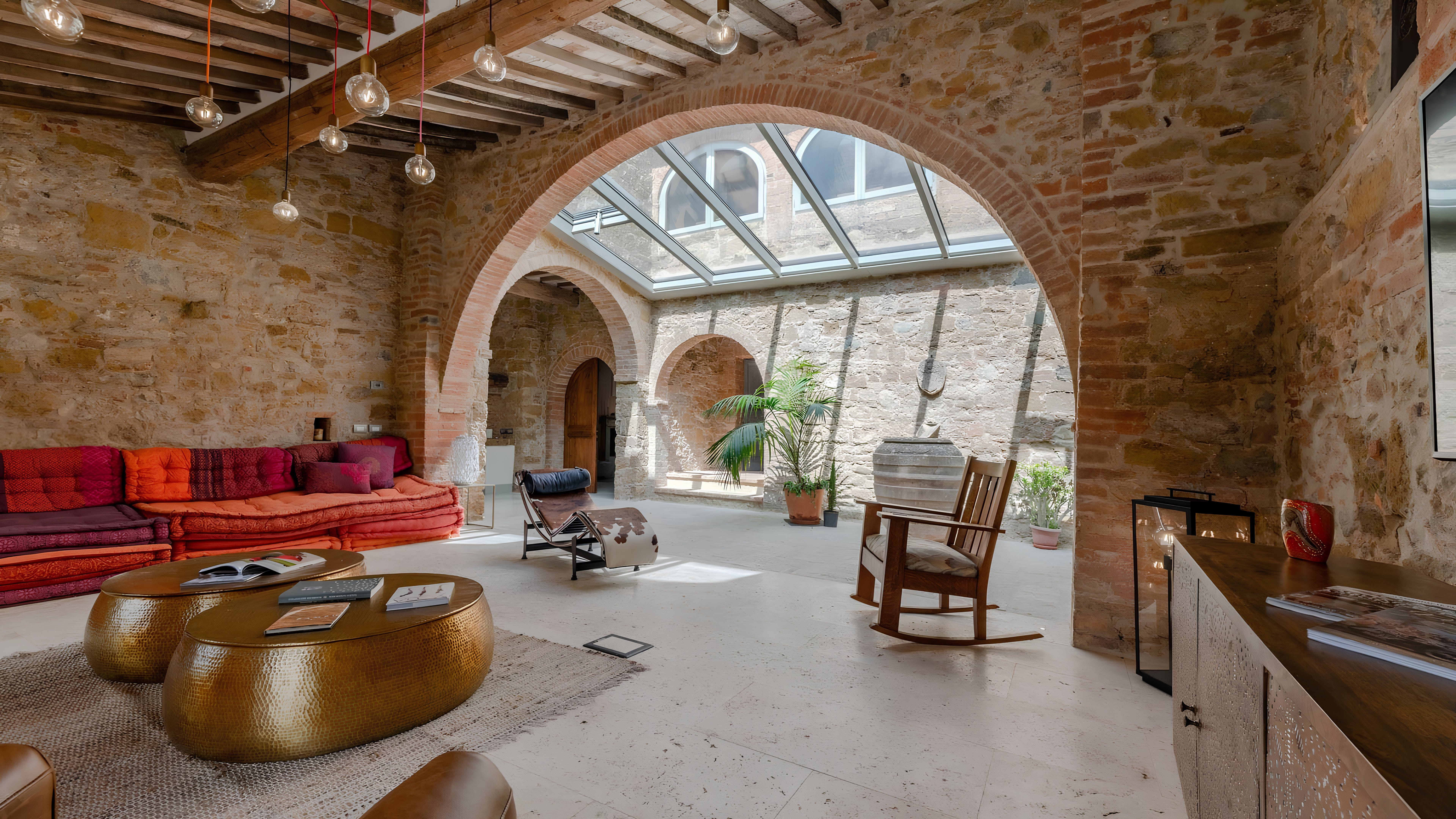 Villa Sangiovese Montepulciano: Luxury 6-Bedroom Villa with Infinity Pool, Montepulciano