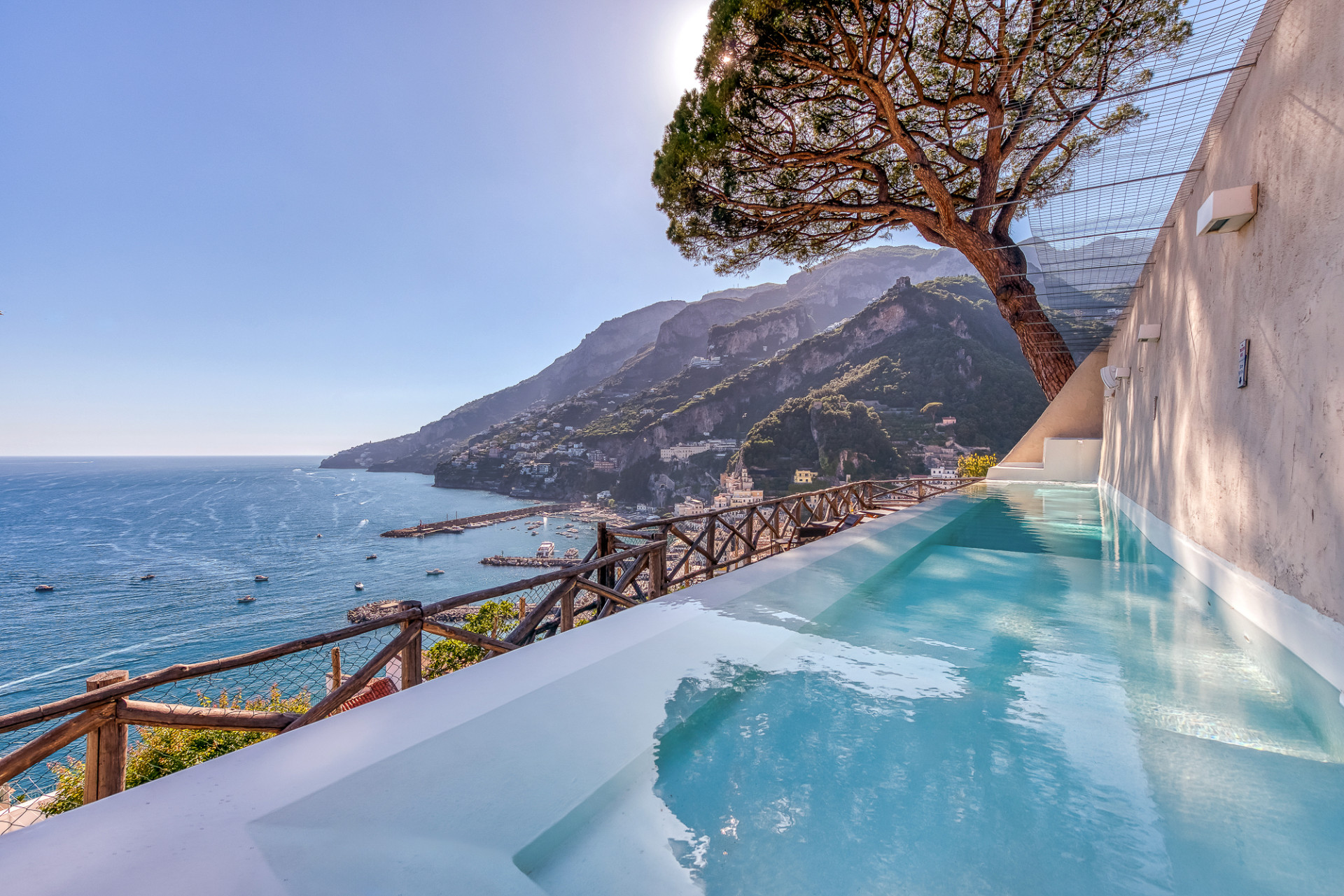 Villa Sant’Andrea Amalfi: Luxury 4-Bedroom Villa with Infinity Pool and Sea Views, Amalfi Coast