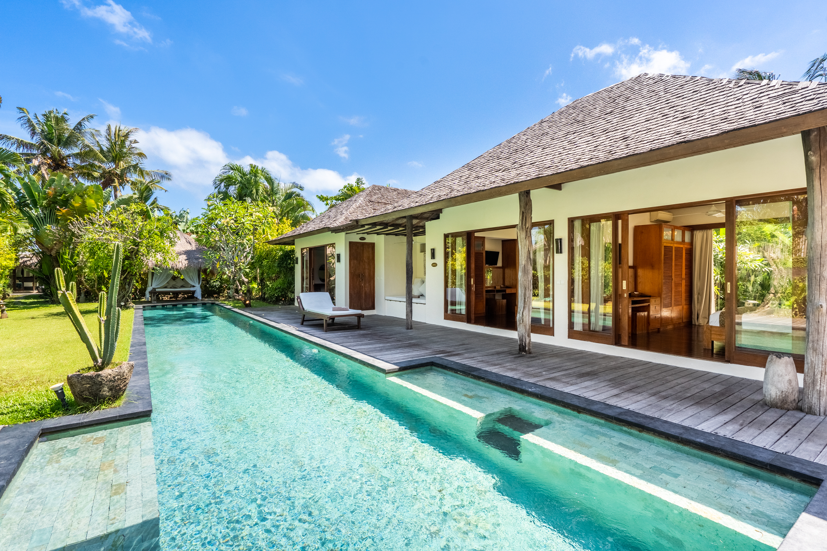 Villa Santika Seminyak: Luxury 8-Bedroom Villa with Seaview and Pools, Bali