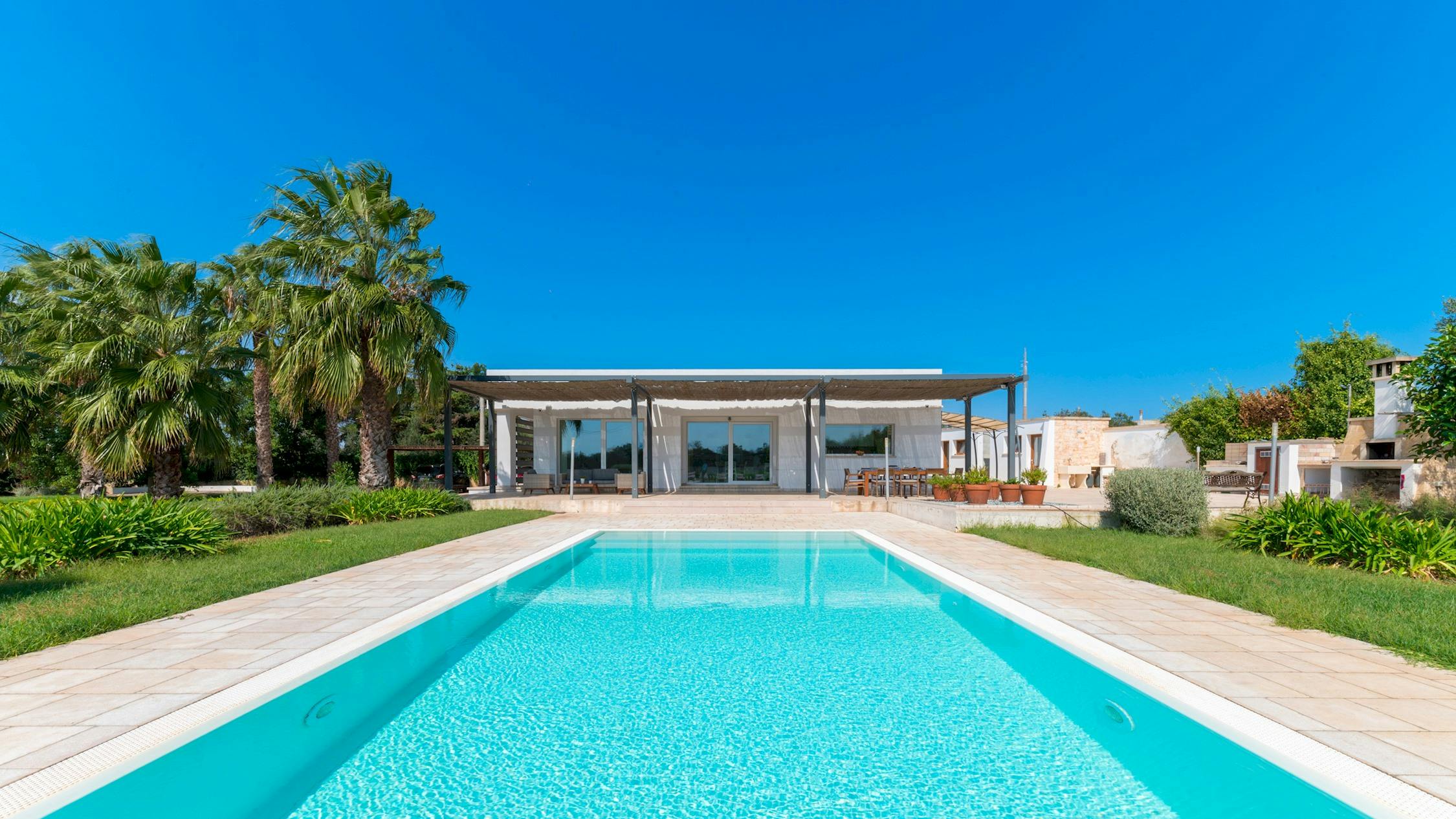 Villa Scirocco Leuca: Luxury 4-Bedroom Villa with Private Pool, Puglia
