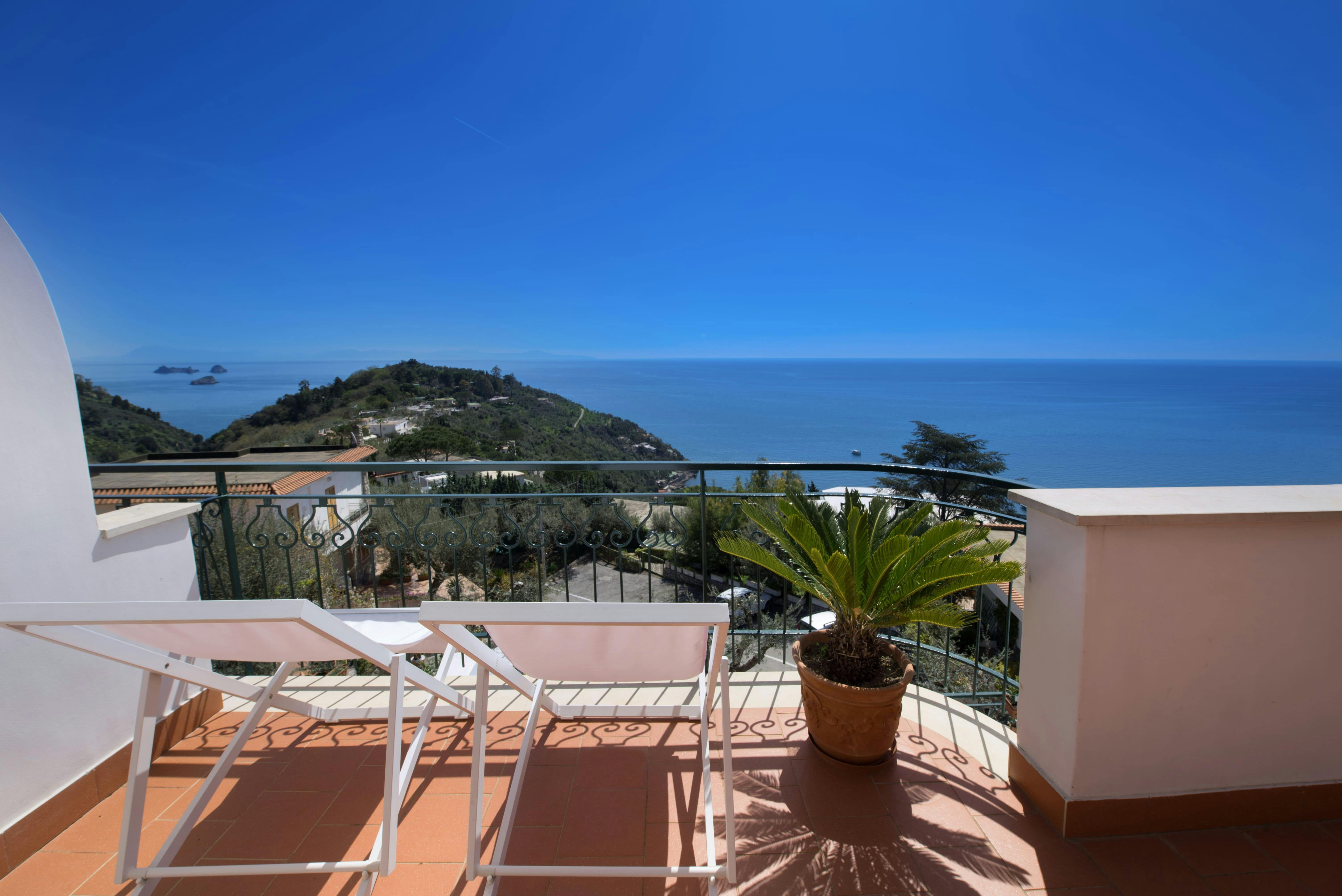 Villa Sirenetta Sorrento Sorrento: Luxury 5-Bedroom Villa with Sea Views, Sorrento