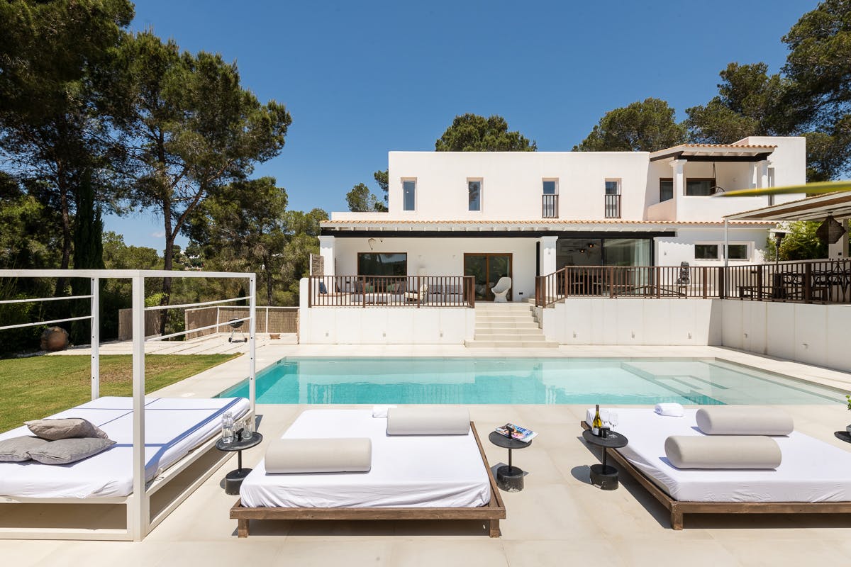 Villa Solana Talamanca: Luxury 3-Bedroom Villa with Private Pool and Sea Views, Talamanca