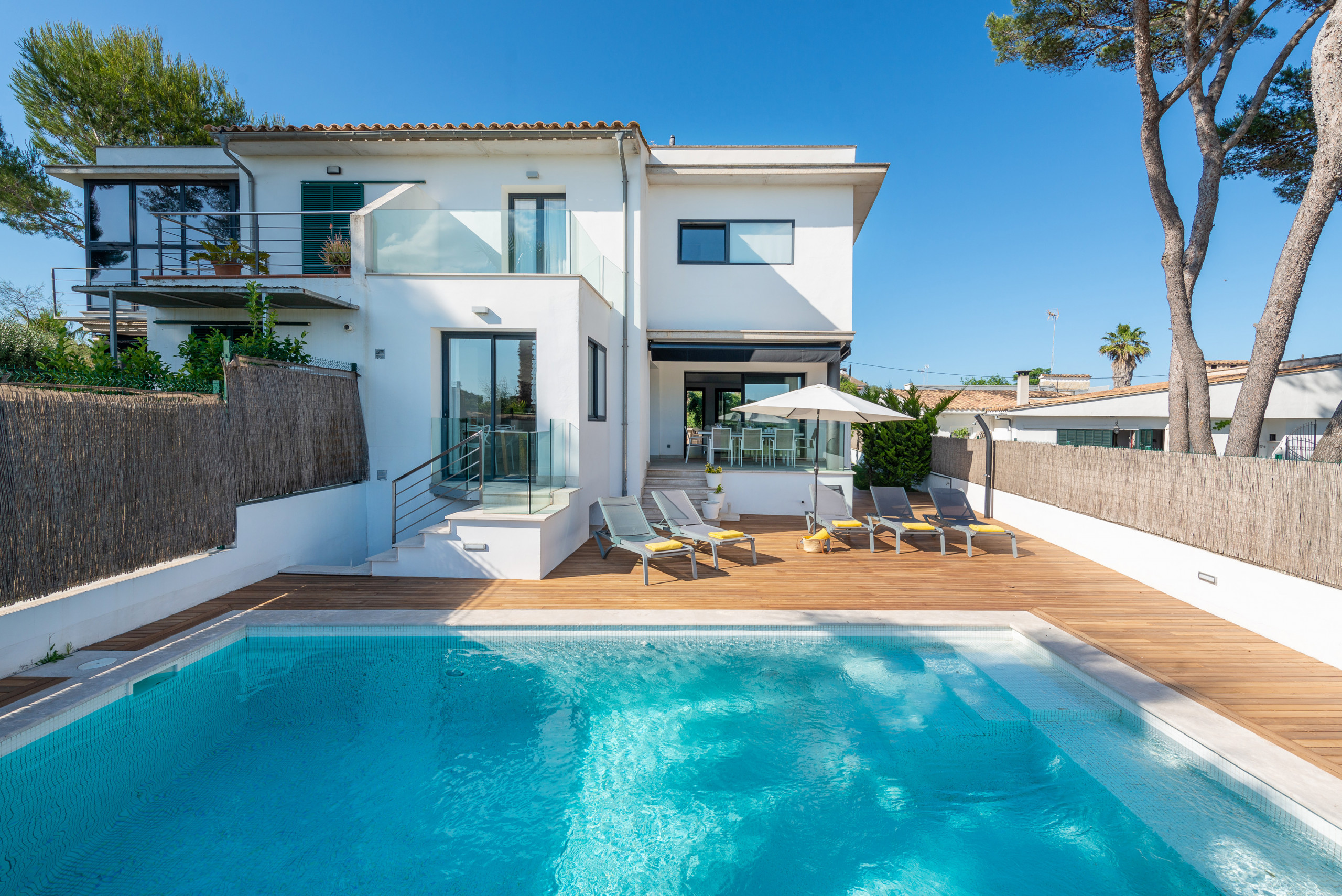Villa Son Bauló Can Picafort: Spacious 4-Bedroom Apartment Rental with Pool and Sea Views, Can Picafort