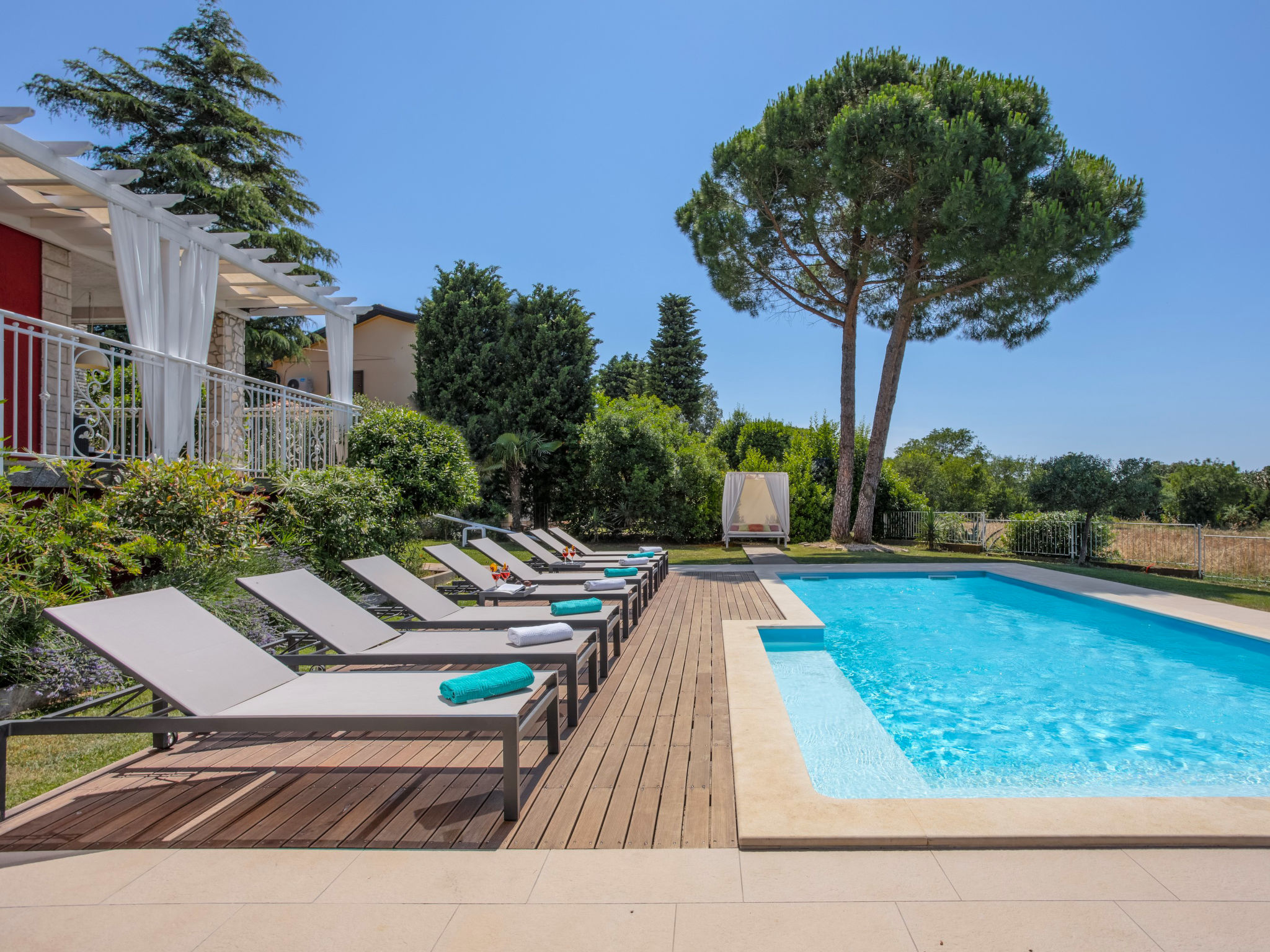 Villa Stinjan Pula: Sophisticated 4-Bedroom Modern Villa with Pool Sea Views and Eco Features Near Pula Croatia