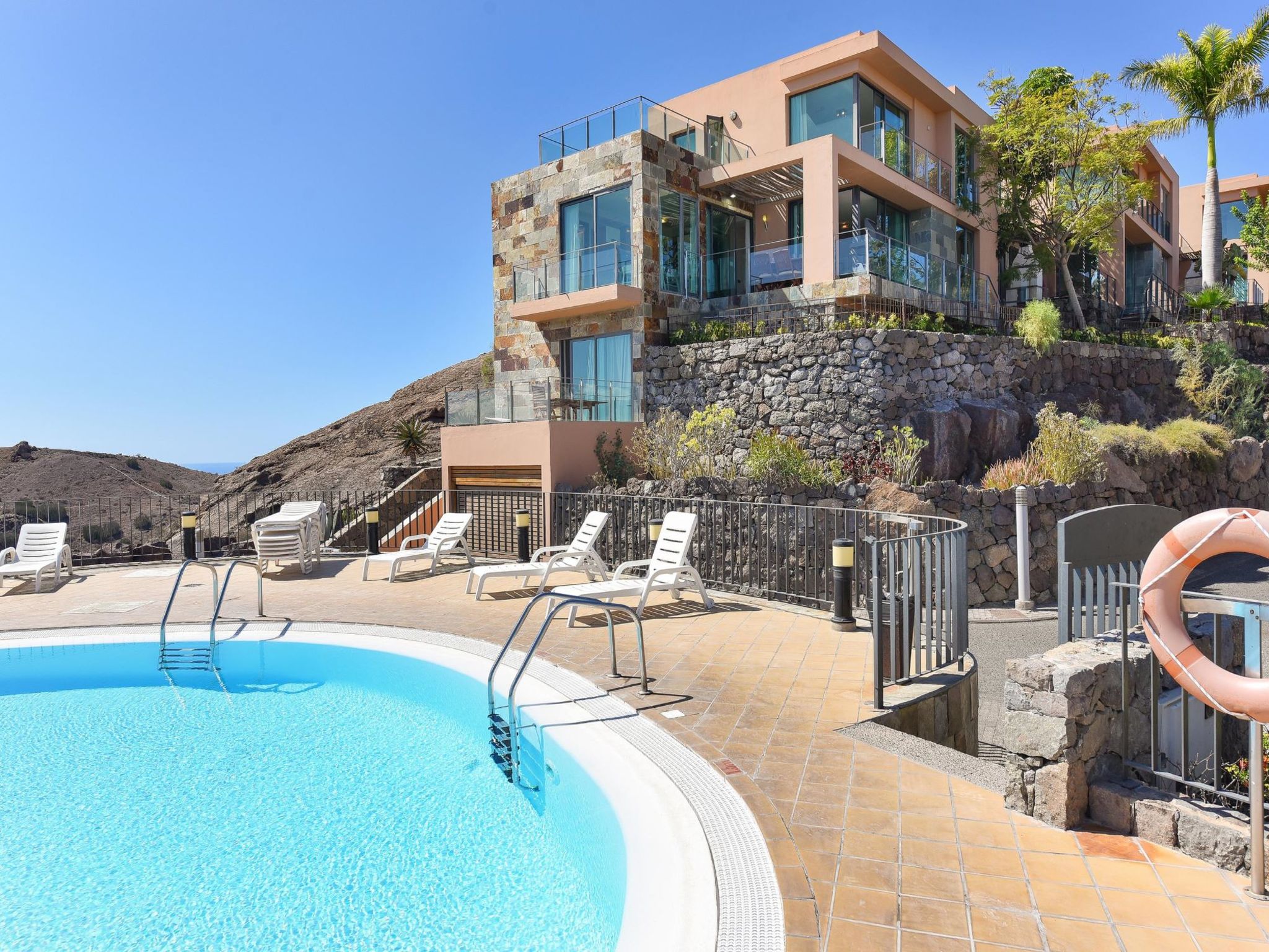 Villa Tabaiba Maspalomas: Modern 3-Bedroom Holiday Villa with Sea and Mountain Views in Gran Canaria