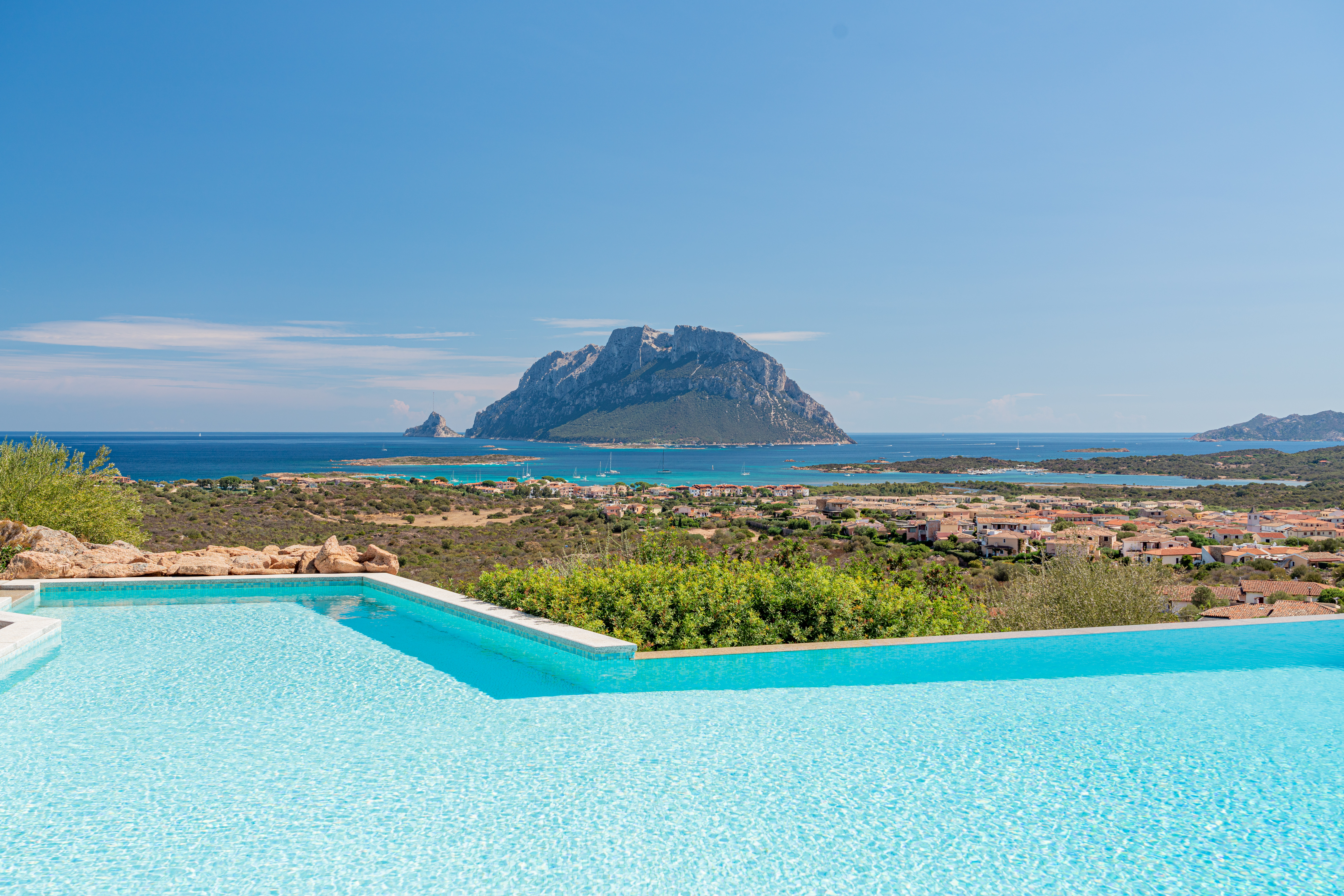 Villa Tavolara Porto San Paolo: Luxury 6-Bedroom Villa with Pool and Sea Views, Sardinia North