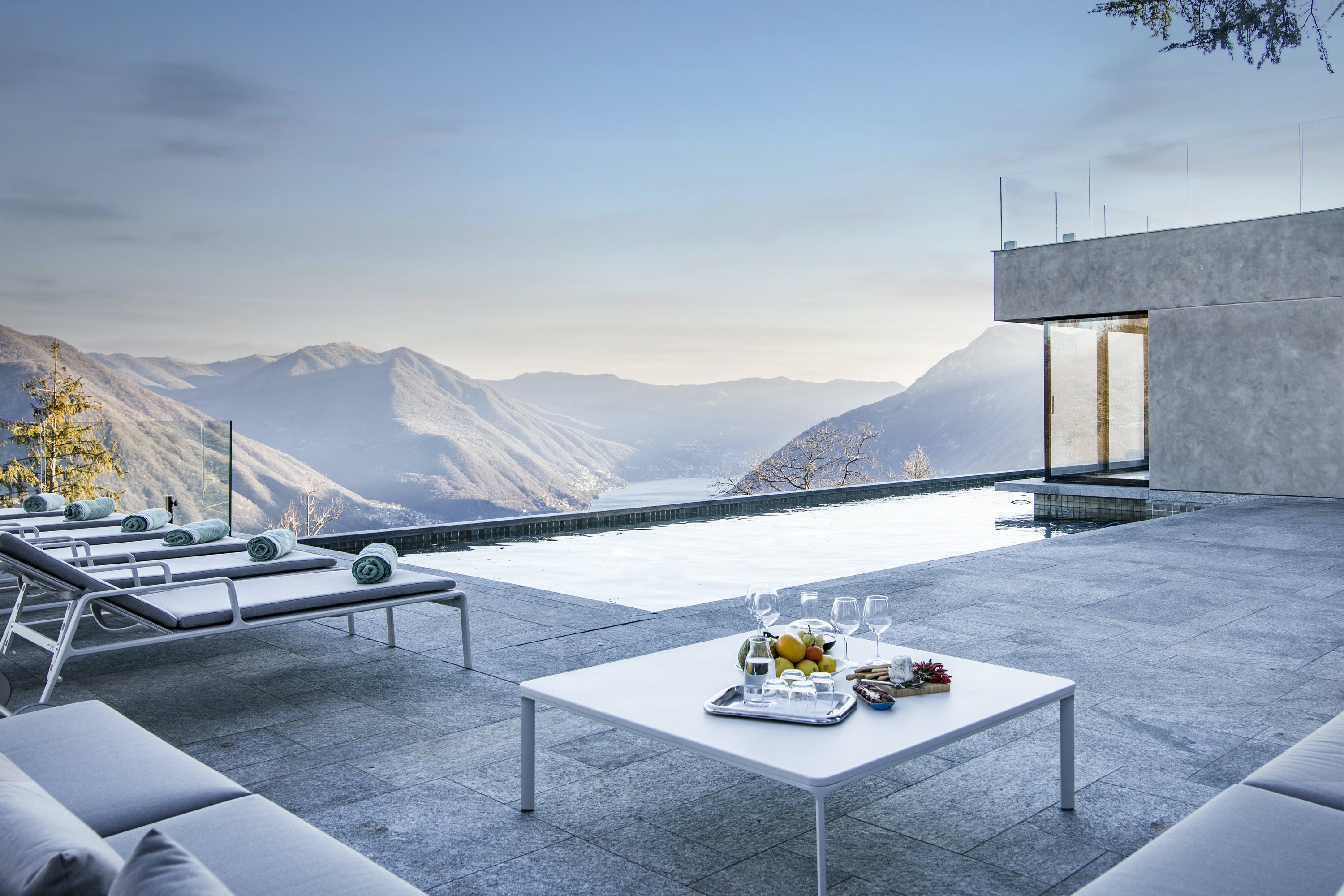 Villa Torre Argegno: Opulent 8-Bedroom Villa with Heated Pool and Lake Views, Argegno